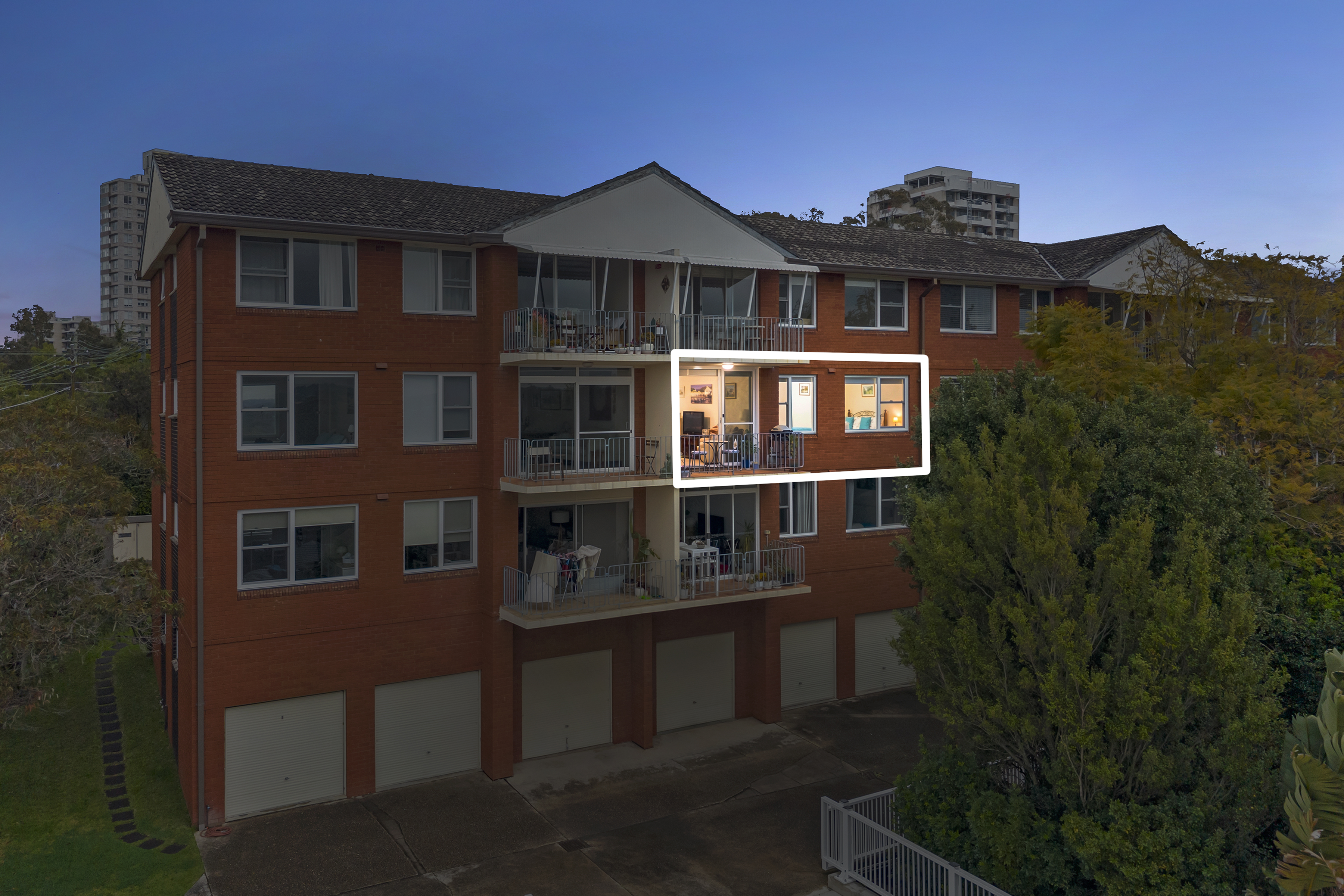 6/242 Ben Boyd Road, Cremorne - Image 1
