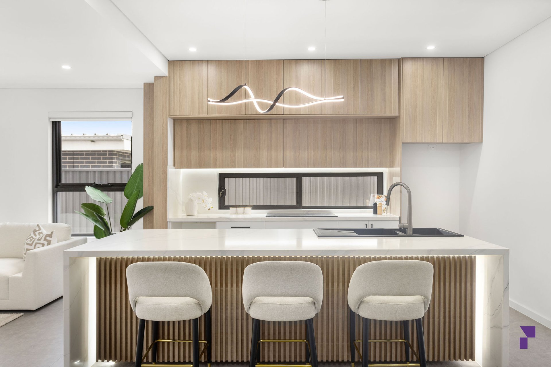 5B Hervey Street, Georges Hall For Sale by Pace Property Agents - image 1