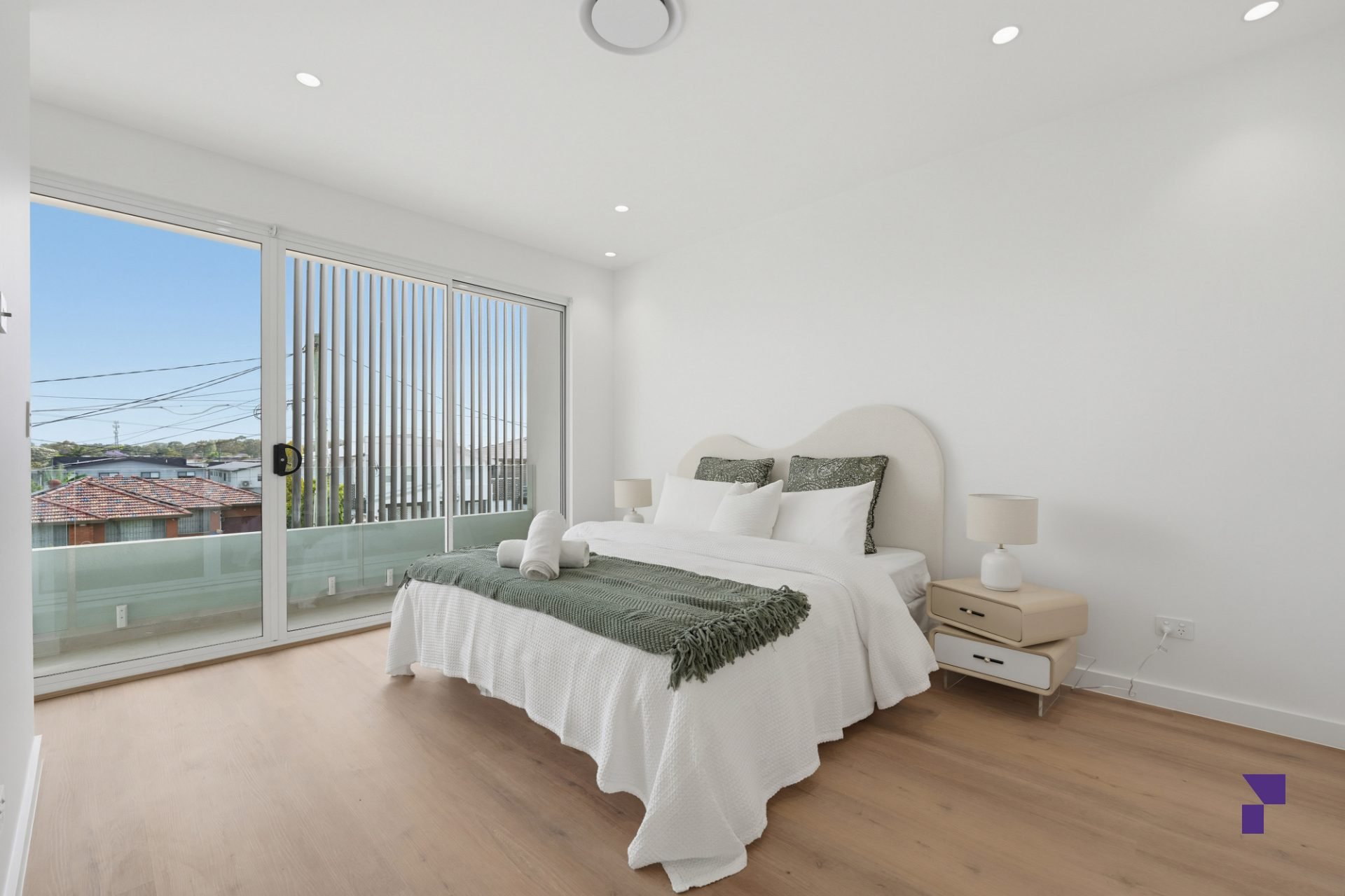 60 The Grove, Fairfield Auction by Pace Property Agents - image 1