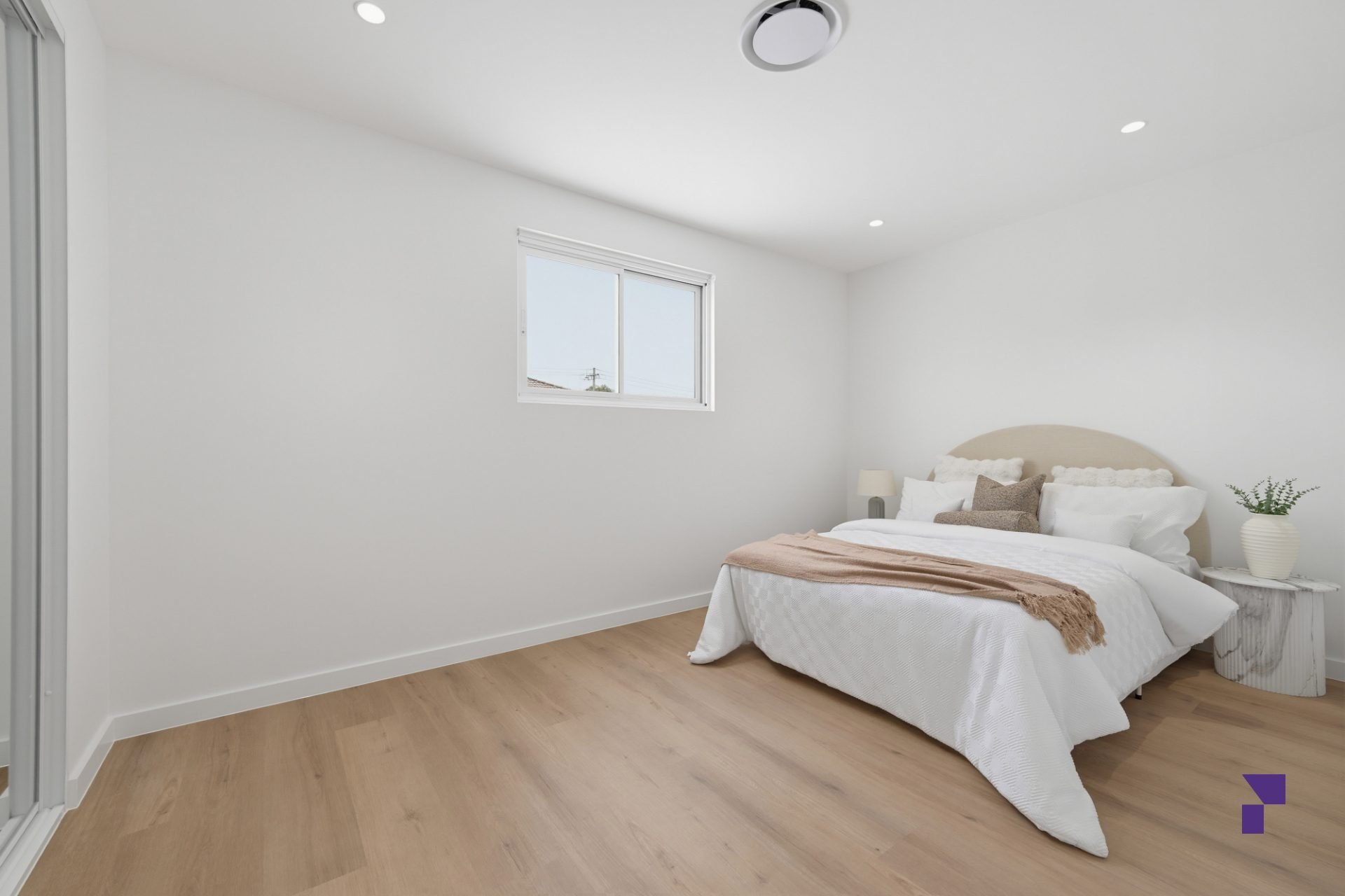 60 The Grove, Fairfield Auction by Pace Property Agents - image 1