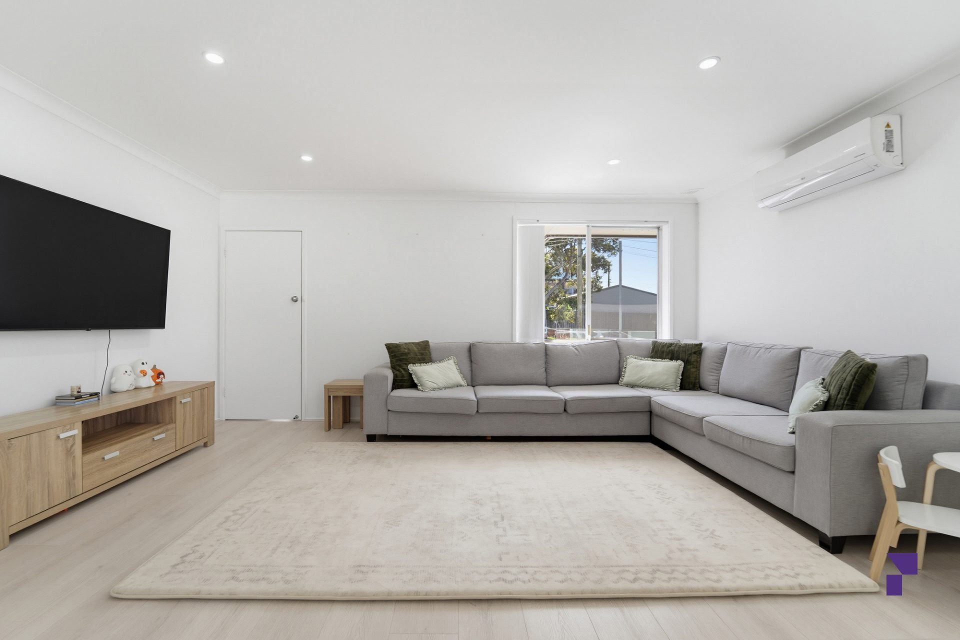 9 Goodwin Avenue, Mount Lewis Sold by Pace Property Agents - image 1