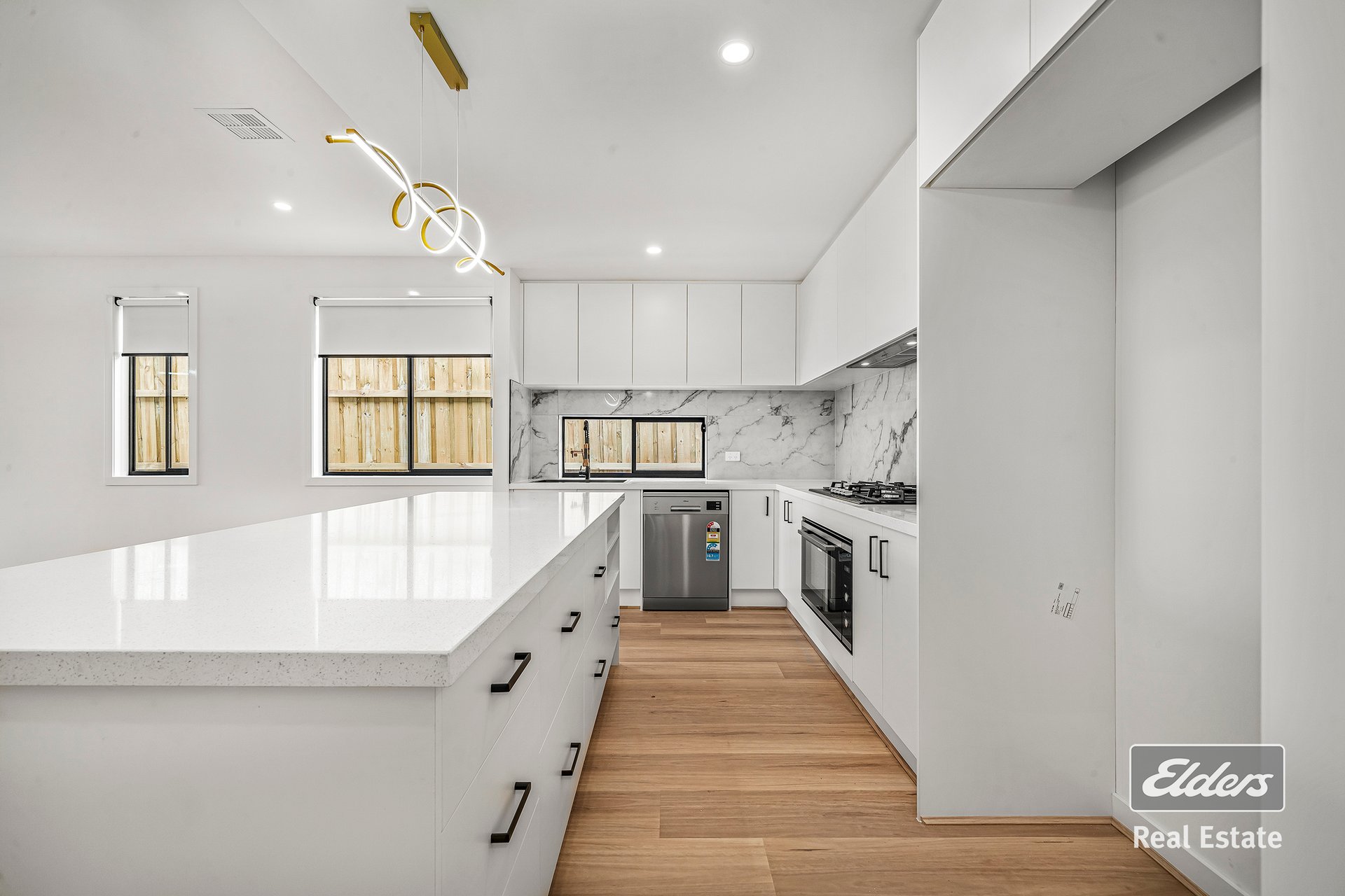 177 Holts Lane — photo 5 of 10