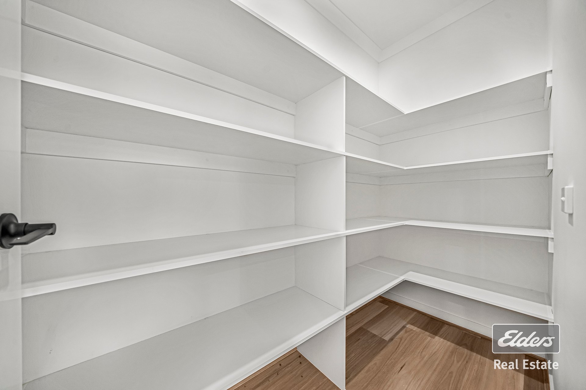 177 Holts Lane — photo 8 of 10