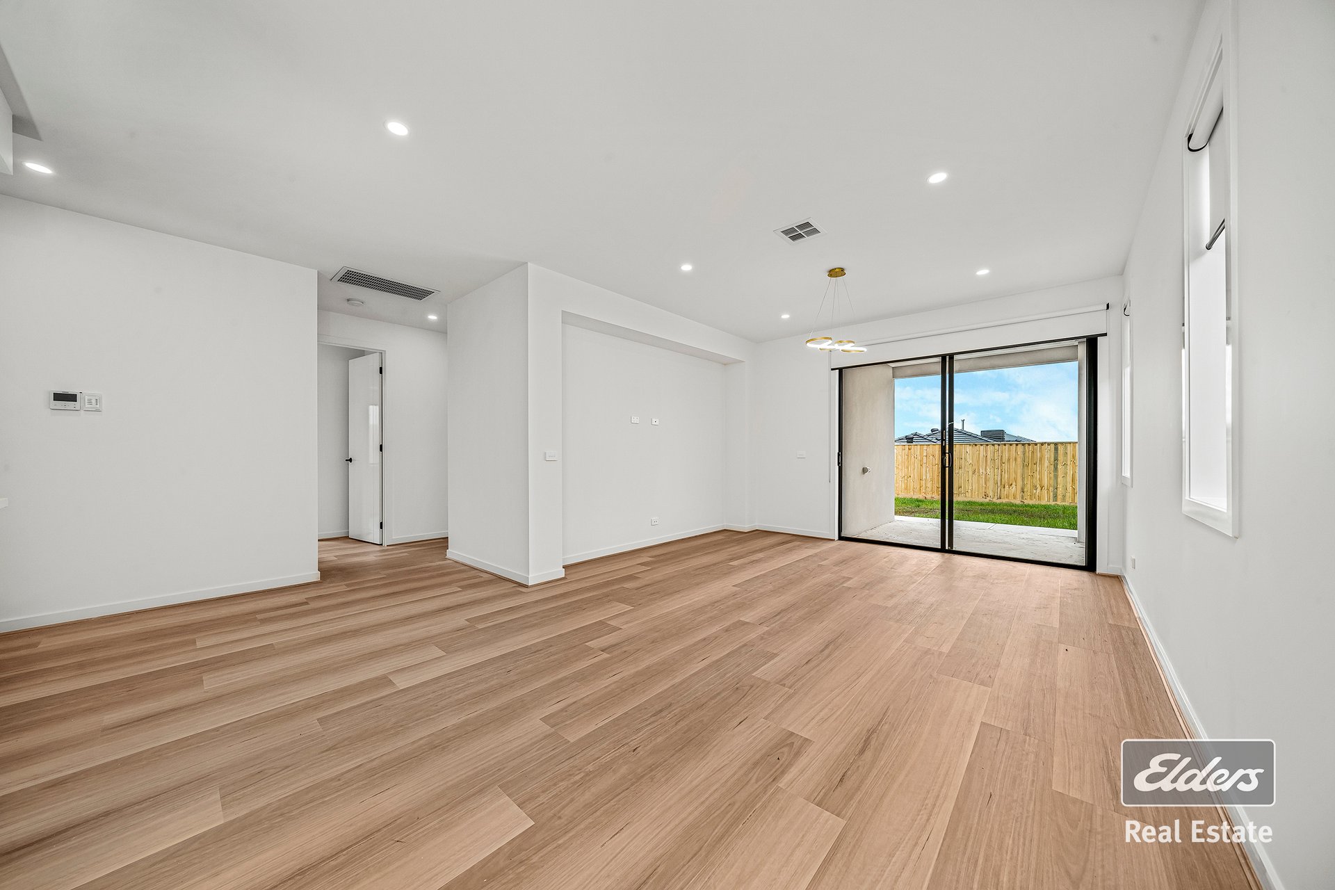 177 Holts Lane — photo 4 of 10