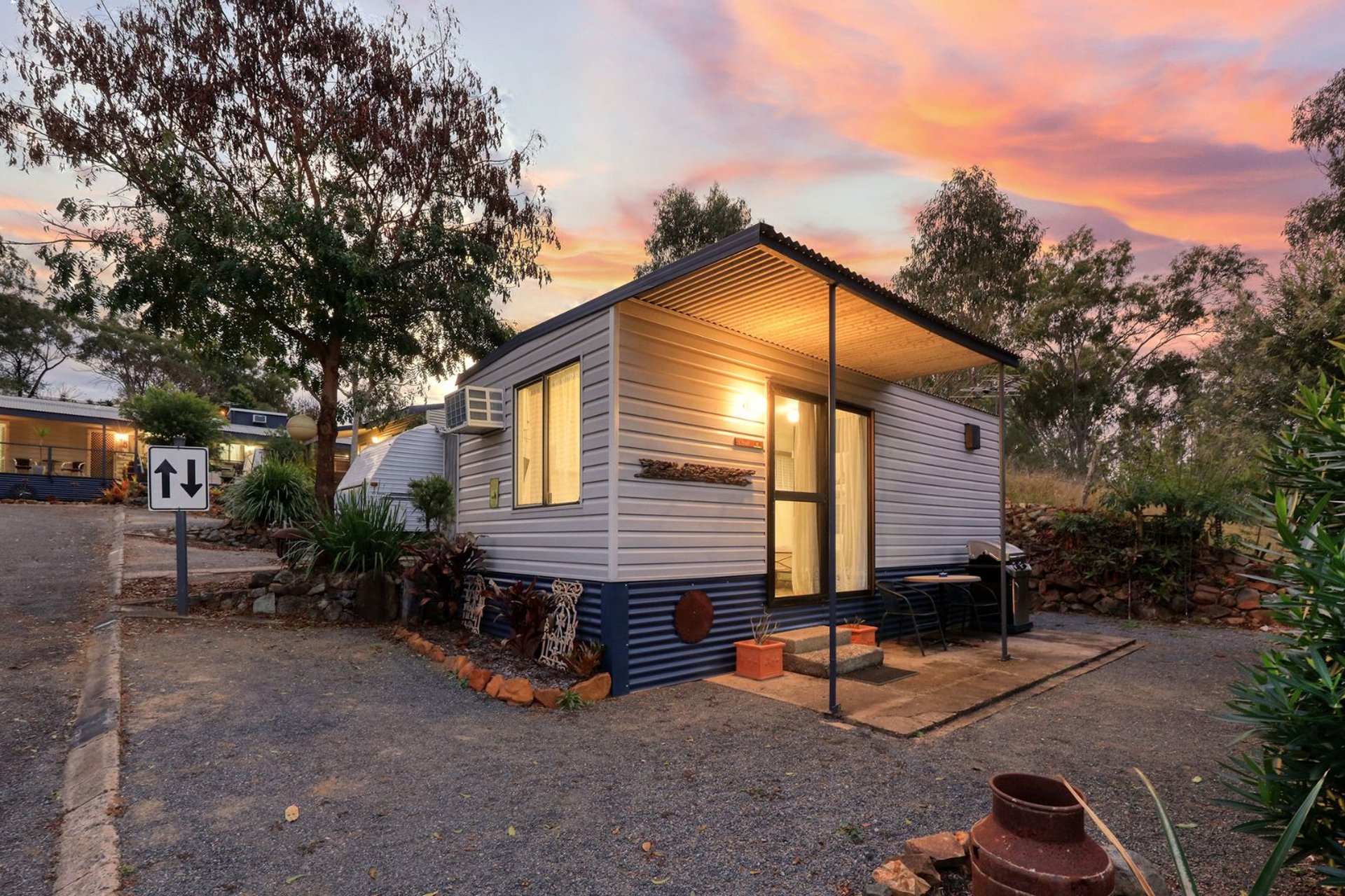 i - Silver Wattle Caravan Park
