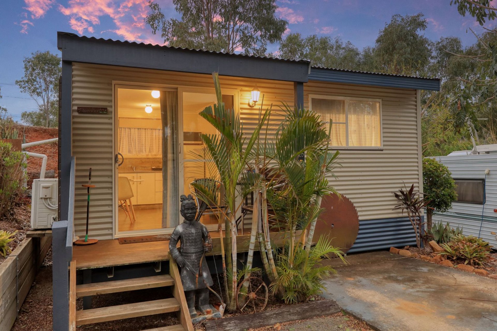 k - Silver Wattle Caravan Park