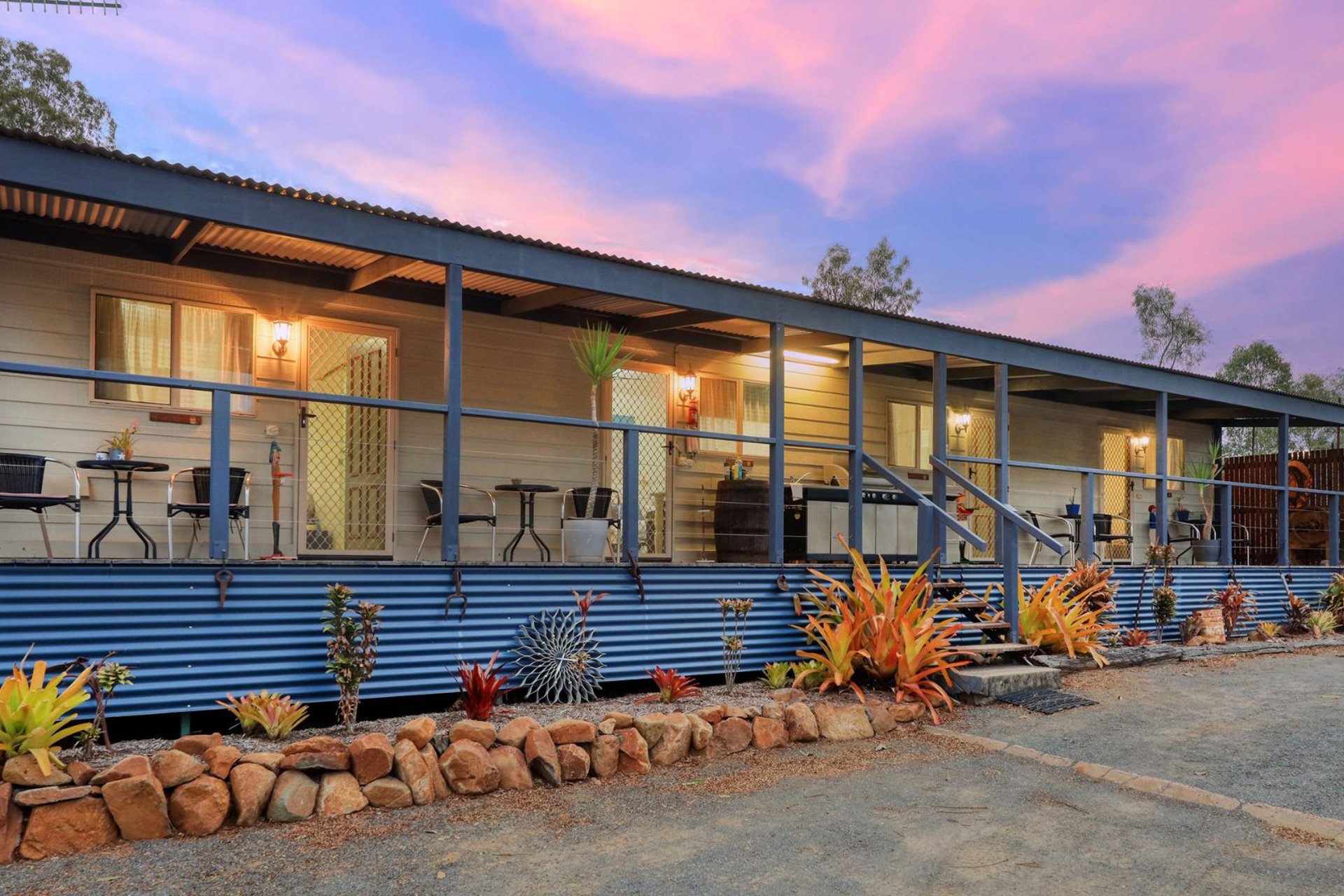 a - Silver Wattle Caravan Park