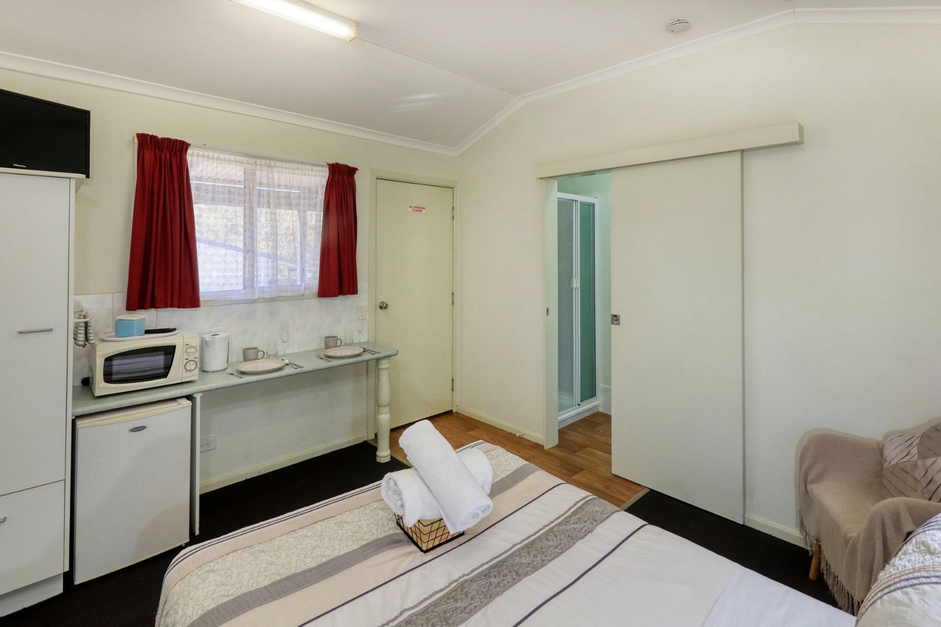 q - Silver Wattle Caravan Park