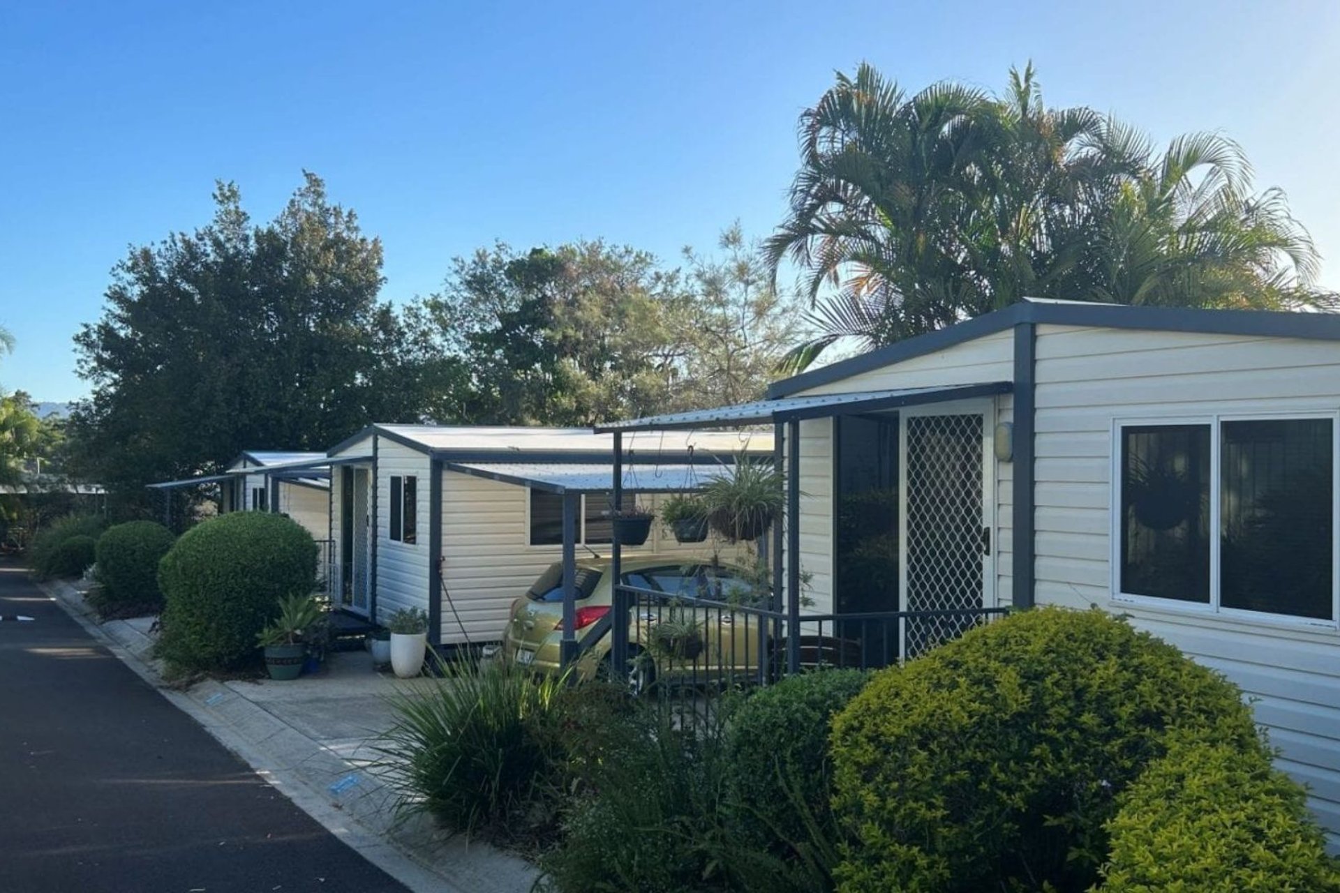 o - Palmwoods Tropical Village