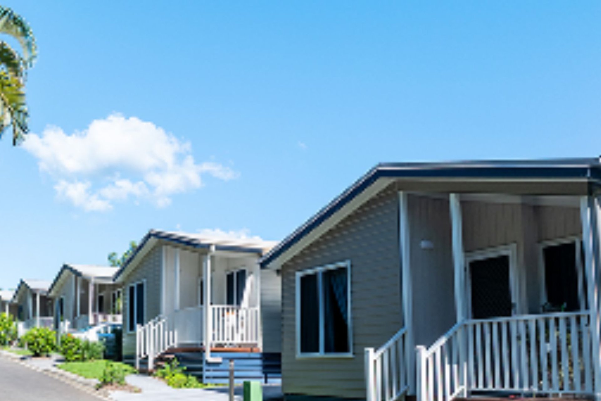 s - Palmwoods Tropical Village