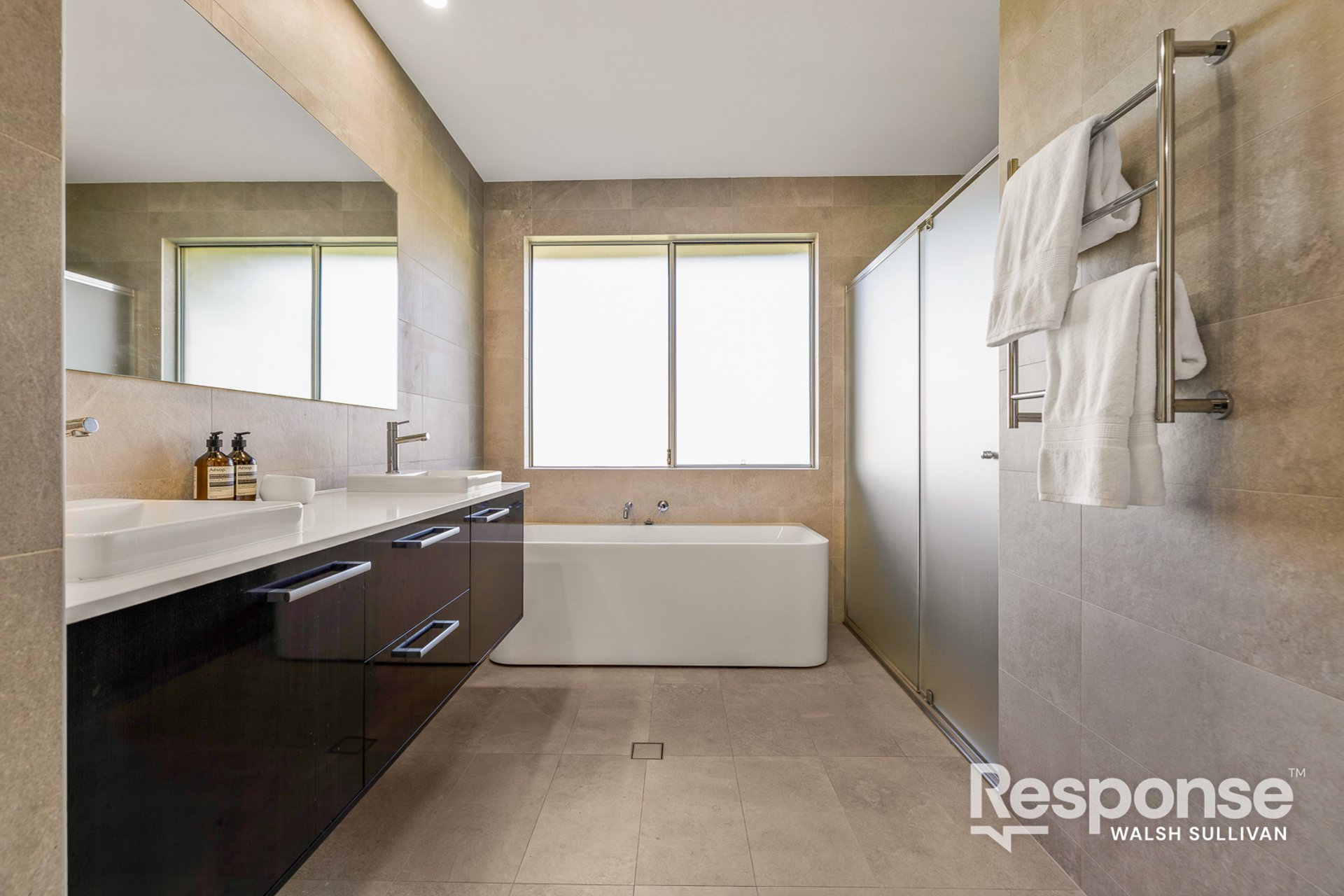 18 Aplite Circuit, Gables Auction by ResponseRE - image 1