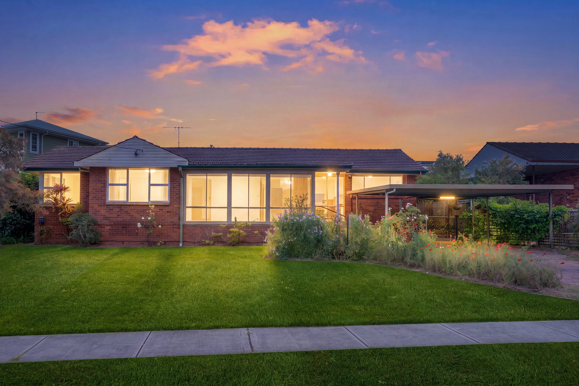 12 Cliff Avenue, Winston Hills For Sale by ResponseRE Walsh Sullivan Northmead