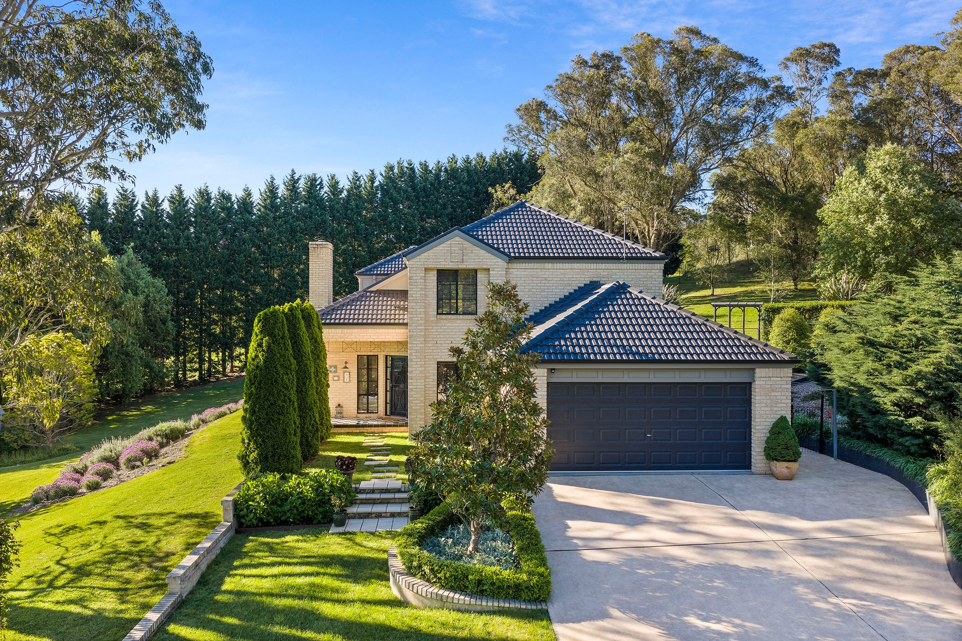 13 Carisbrooke Row, Bowral For Sale by Drew Lindsay Sotheby's International Realty