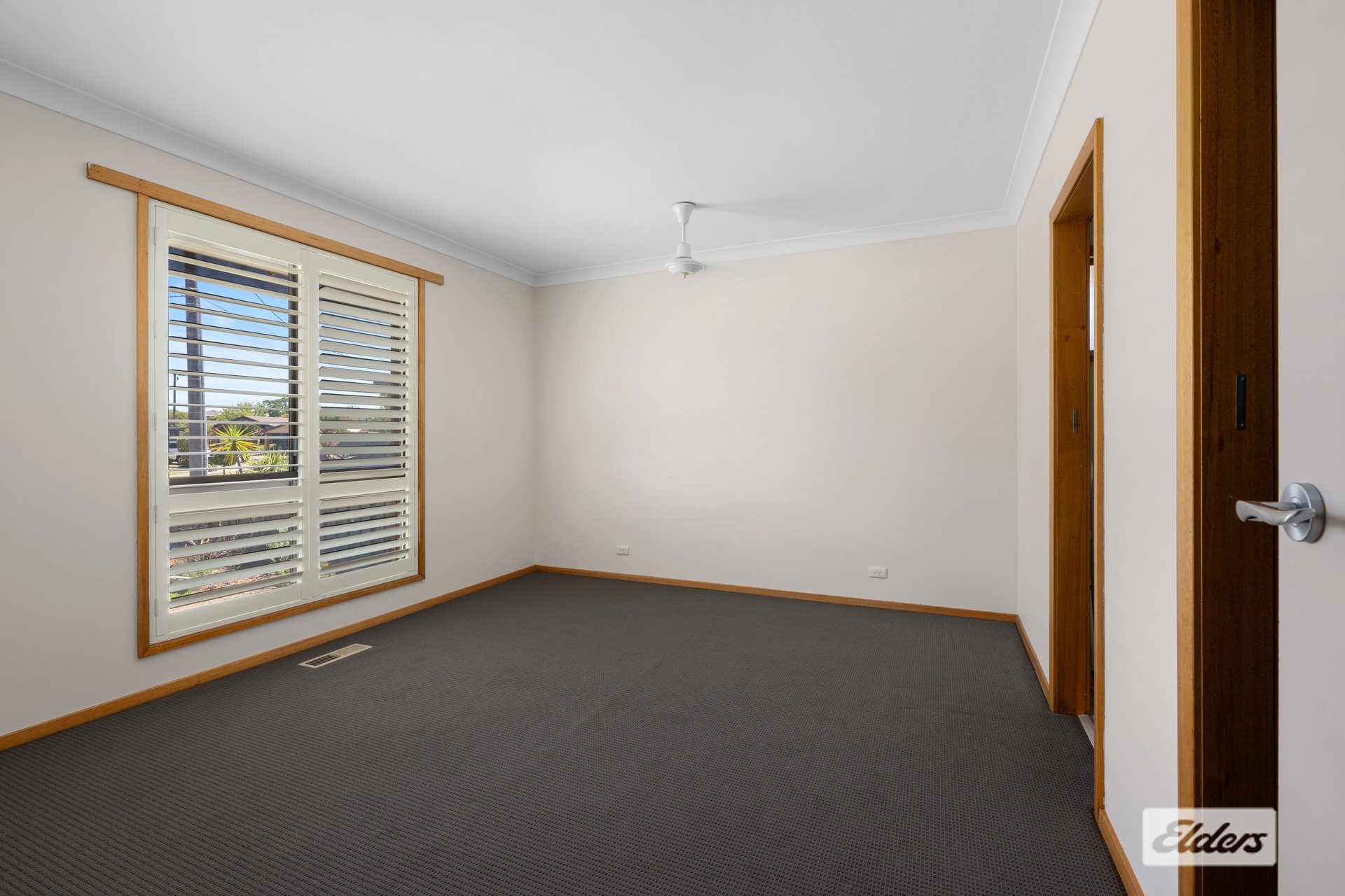 6 Poplar Street — photo 4 of 10