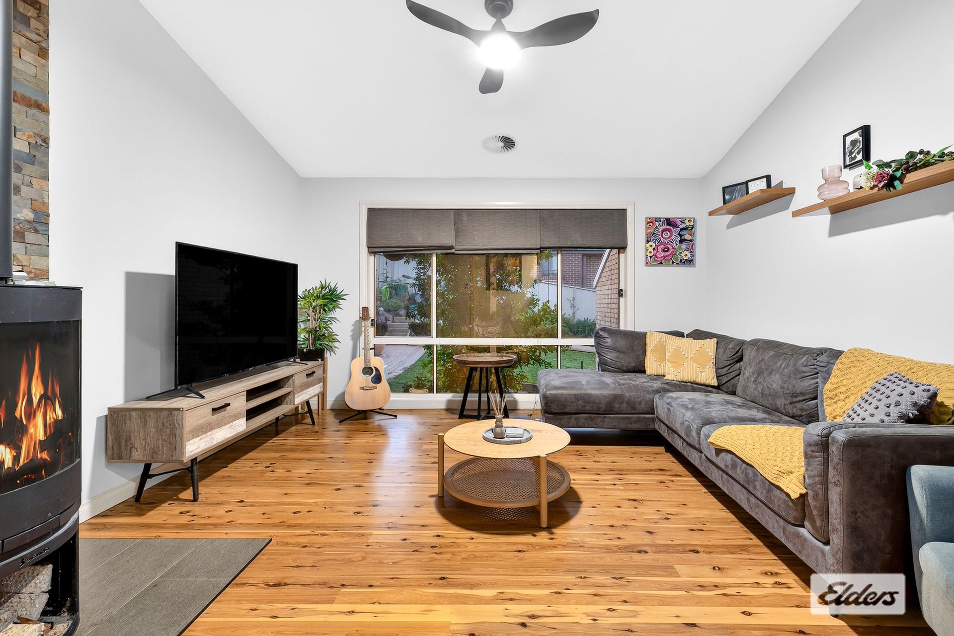 38 Avondale Drive — photo 3 of 10
