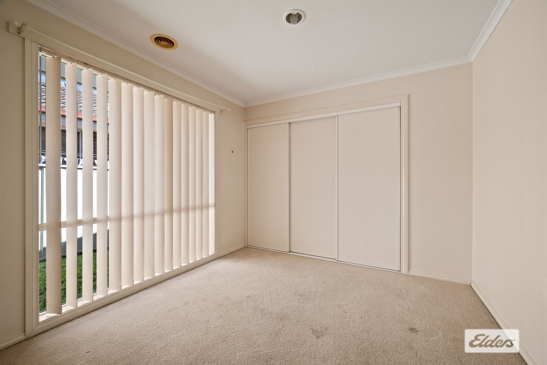 34 Koetong Crescent — photo 8 of 10