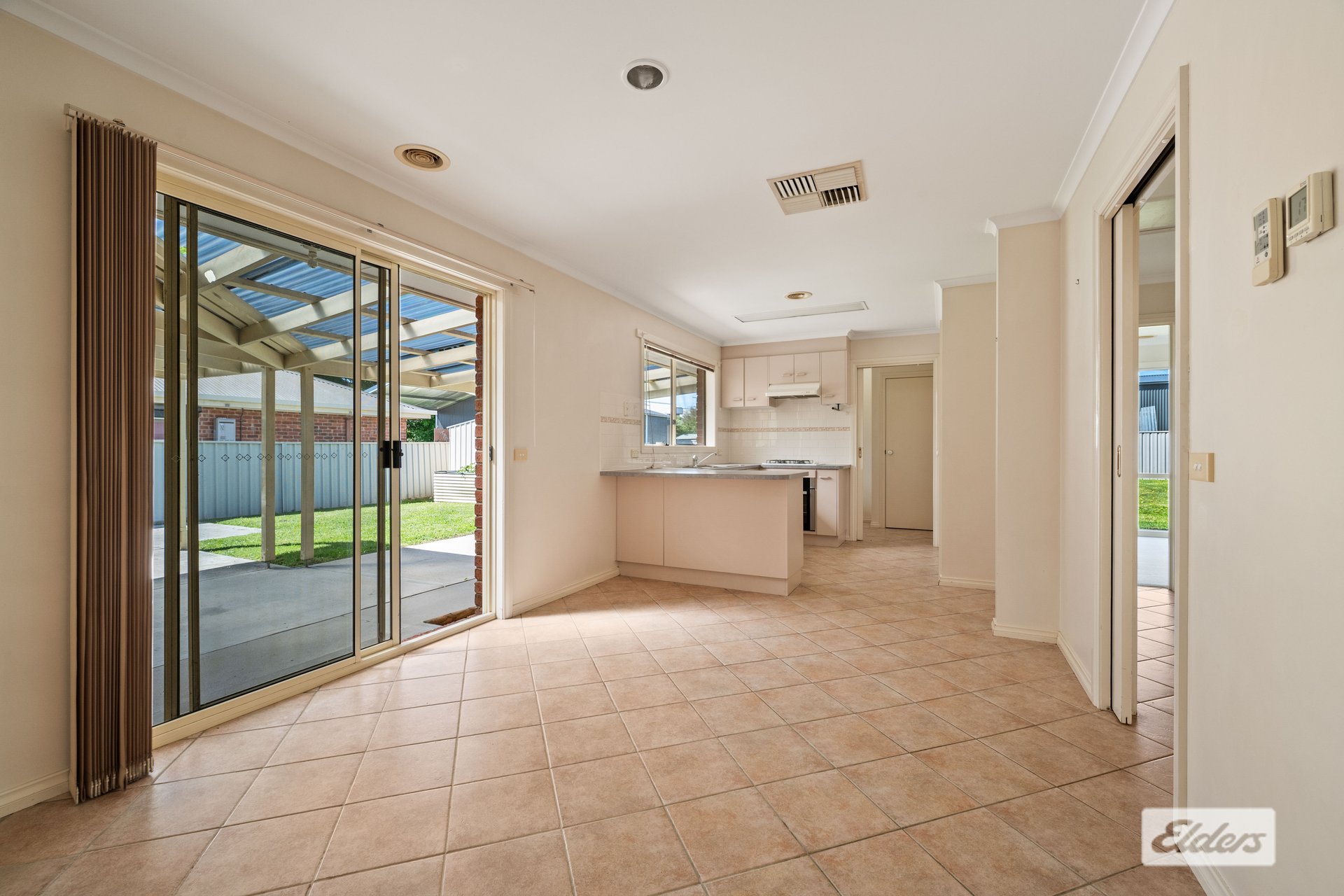 34 Koetong Crescent — photo 3 of 10
