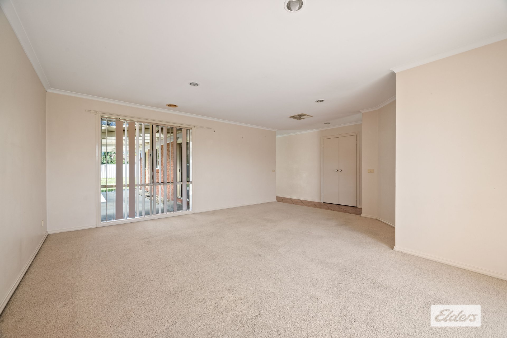 34 Koetong Crescent — photo 2 of 10