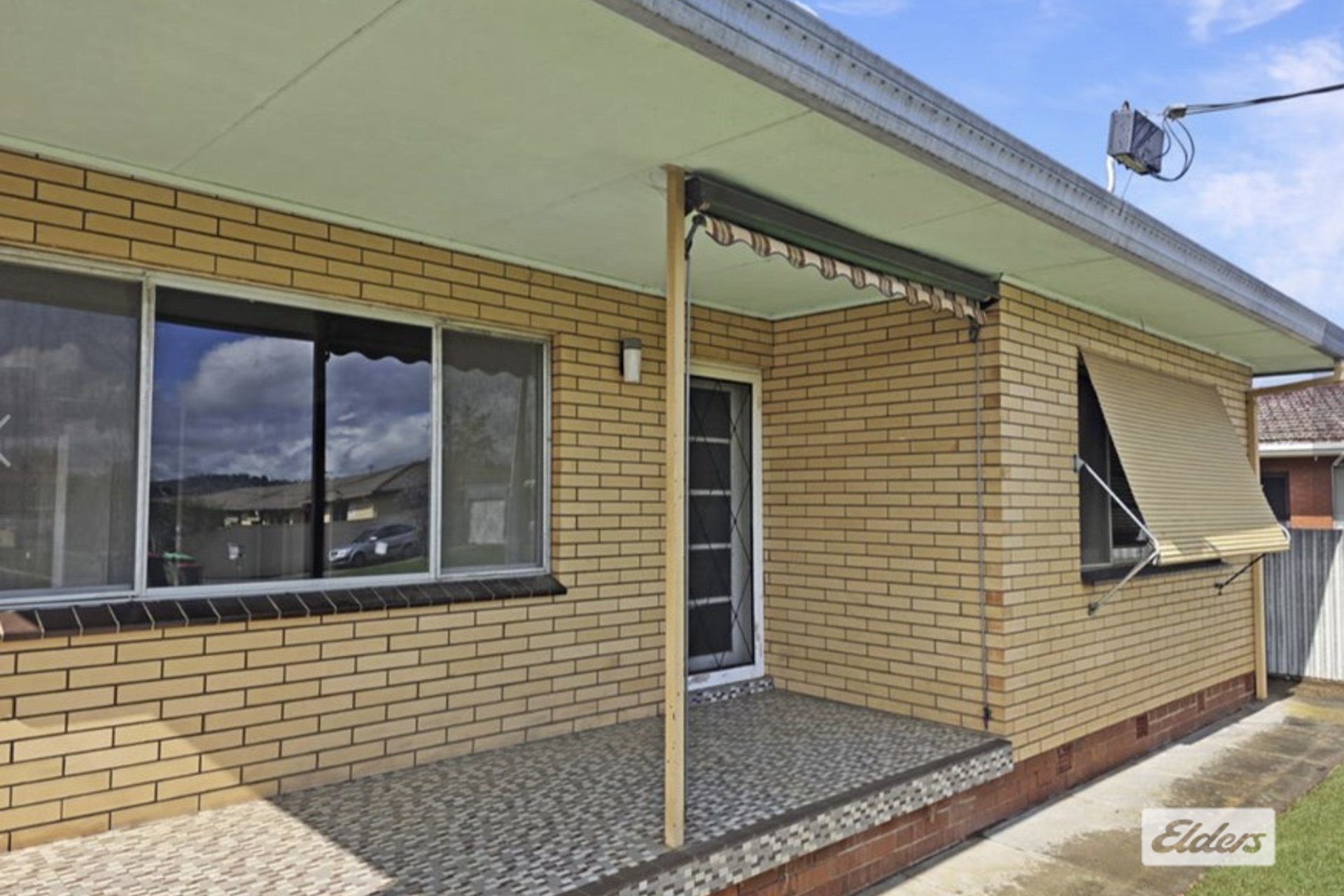 18 Schubert Crescent — photo from Elders Real Estate Albury/Wodonga