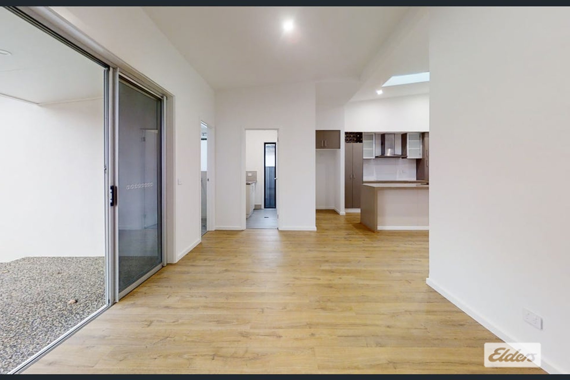 93A Phillips Street — photo 2 of 9