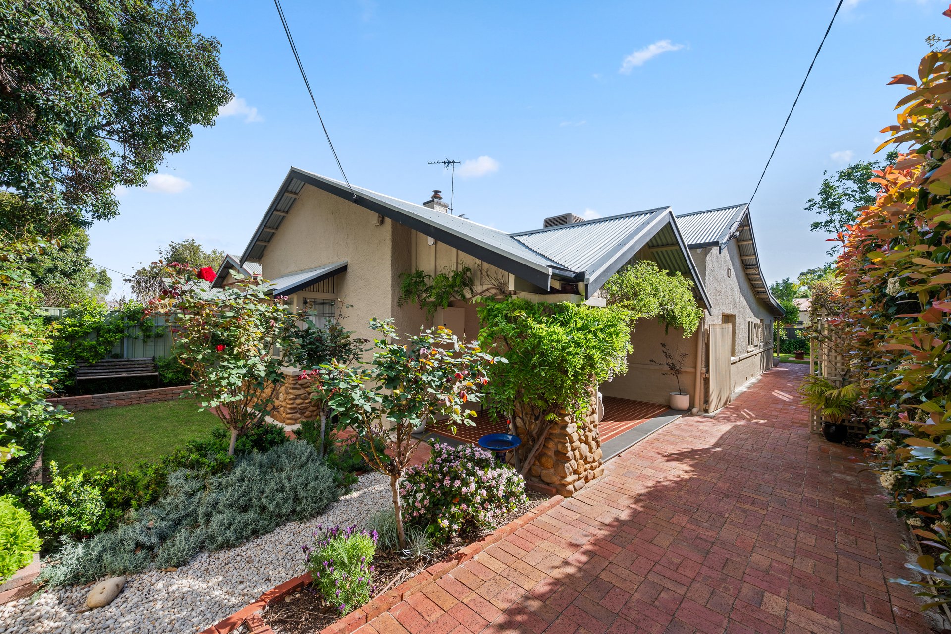 35 Ascot Avenue, Dulwich Auction by Booth Real Estate