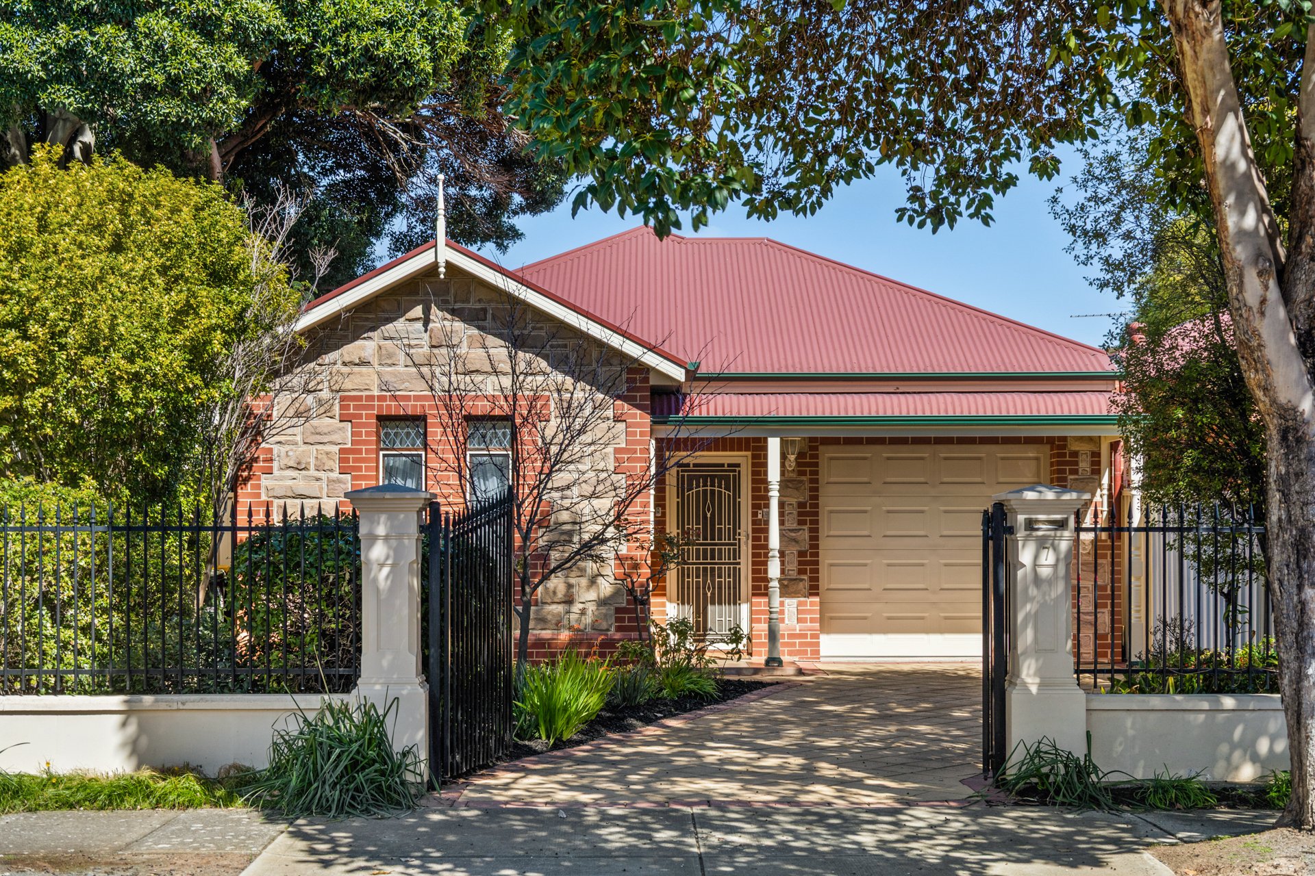 7 Oaklands Avenue, Royston Park For Sale by Booth Real Estate