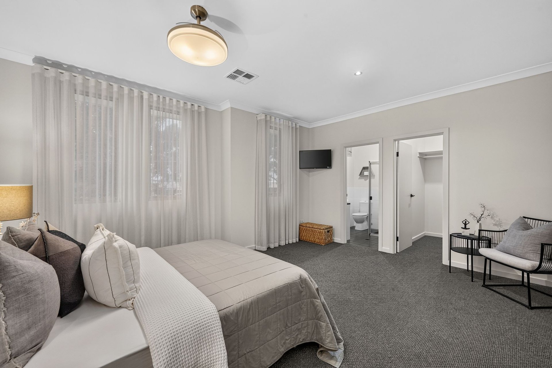2C Regan Avenue, Morphettville