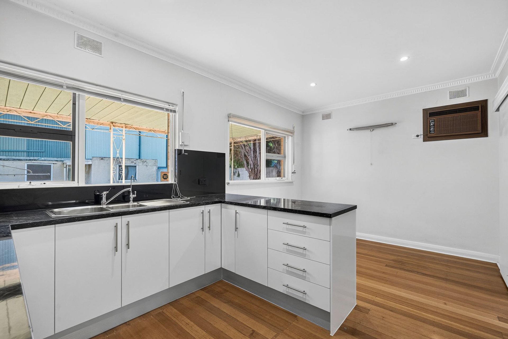 44 William Street, Beverley