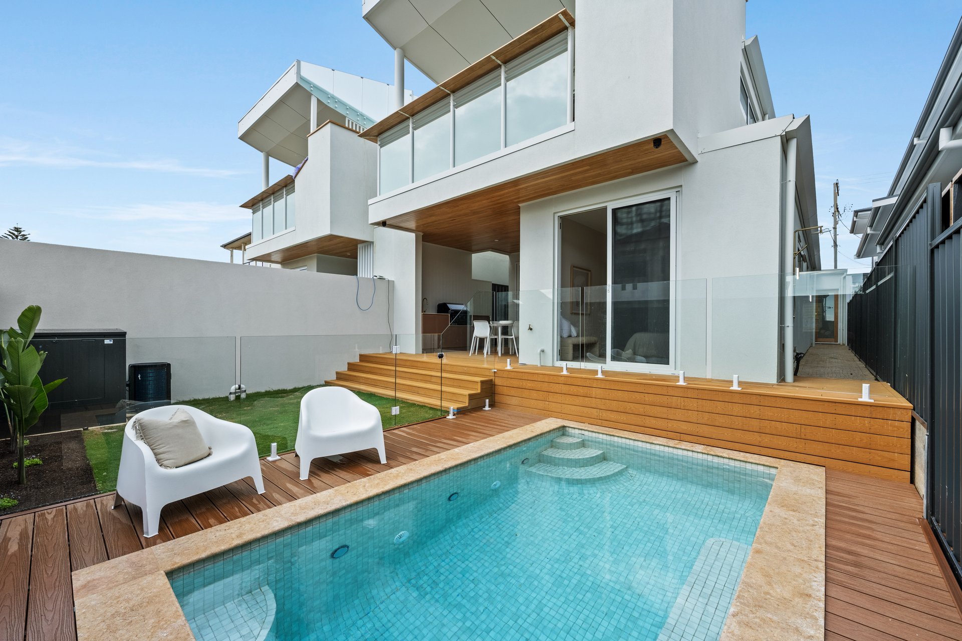 18A Gulf Parade, South Brighton