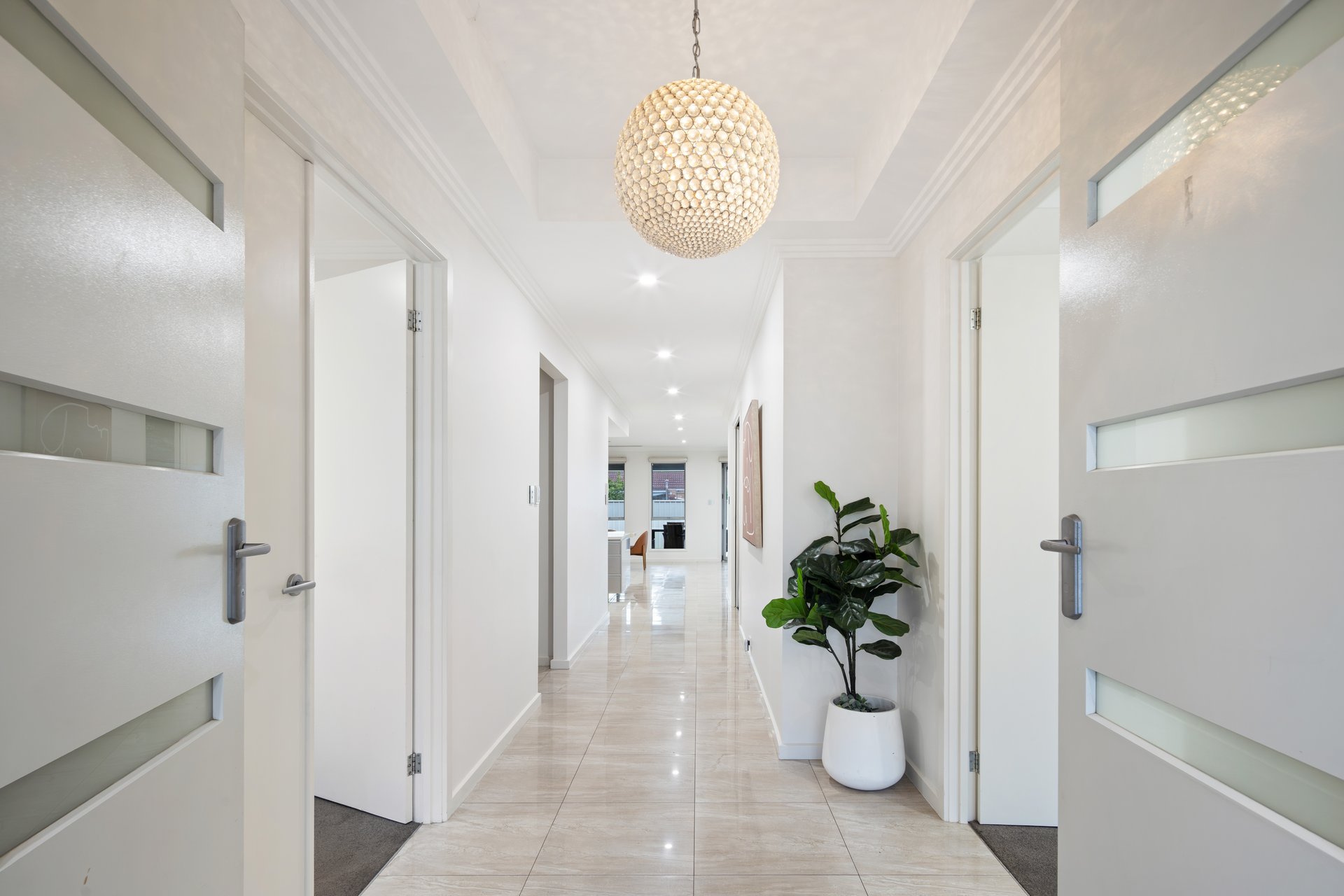 2 Warner Avenue, Findon