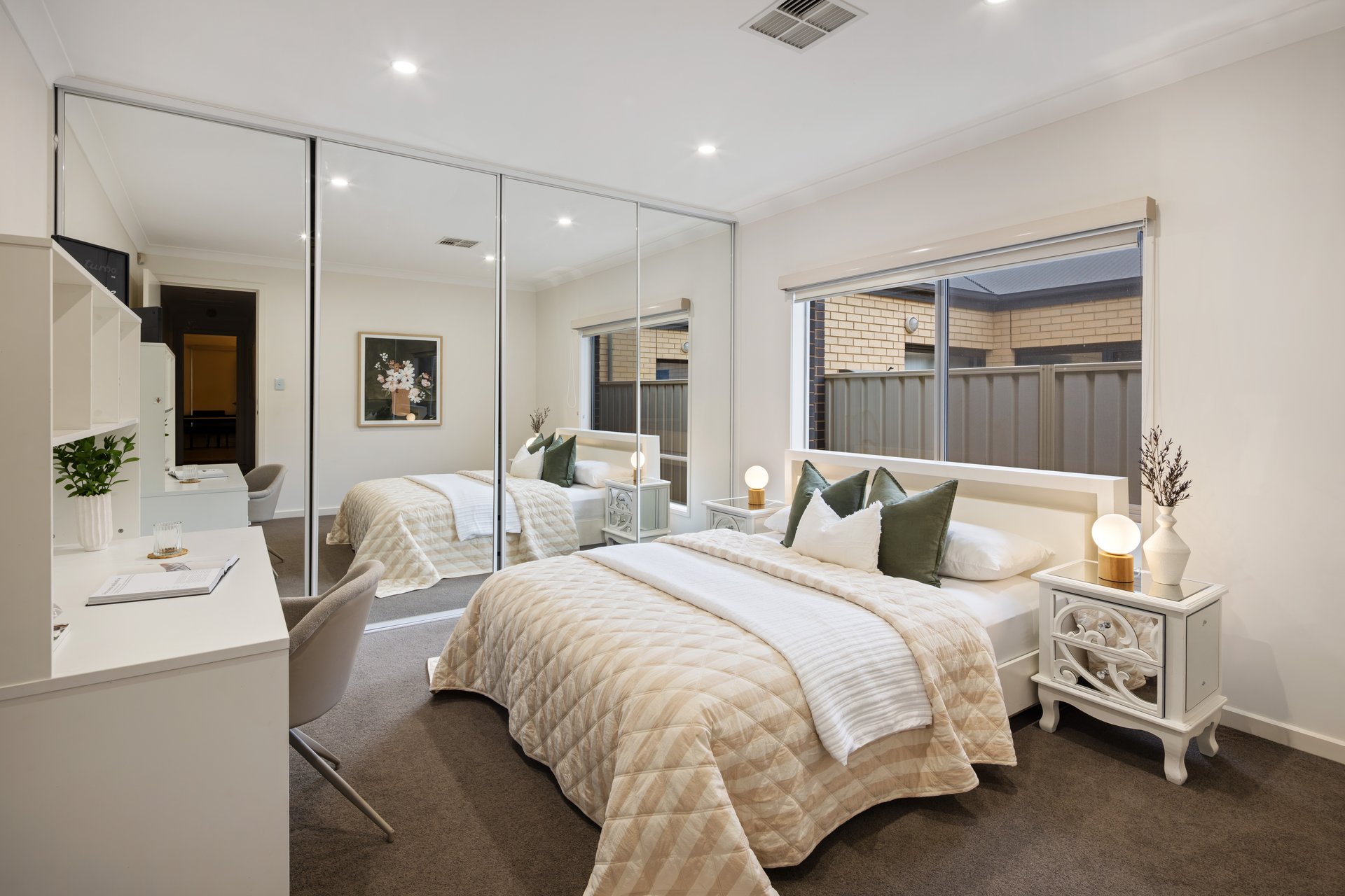 2 Warner Avenue, Findon