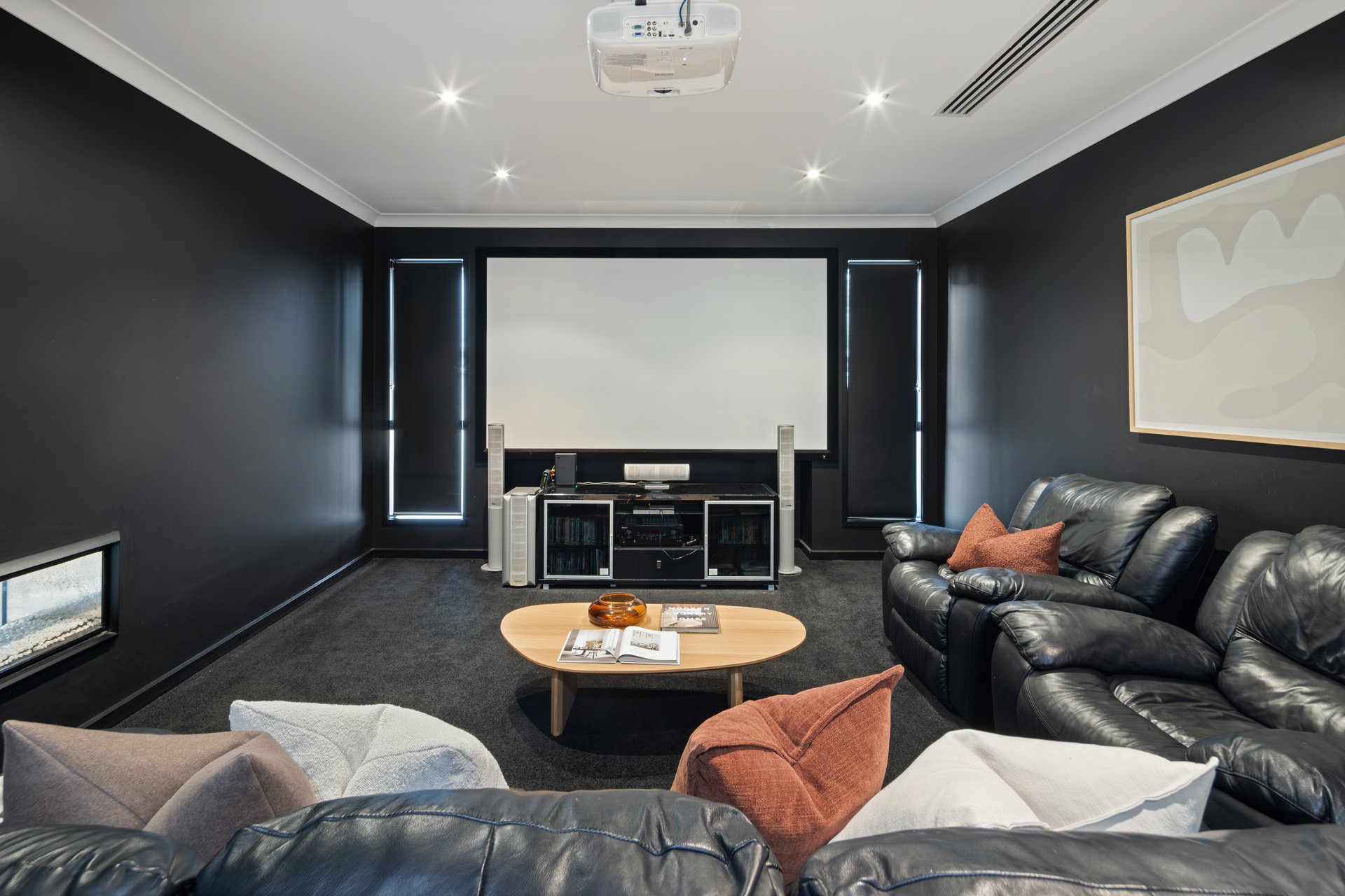 2 Warner Avenue, Findon