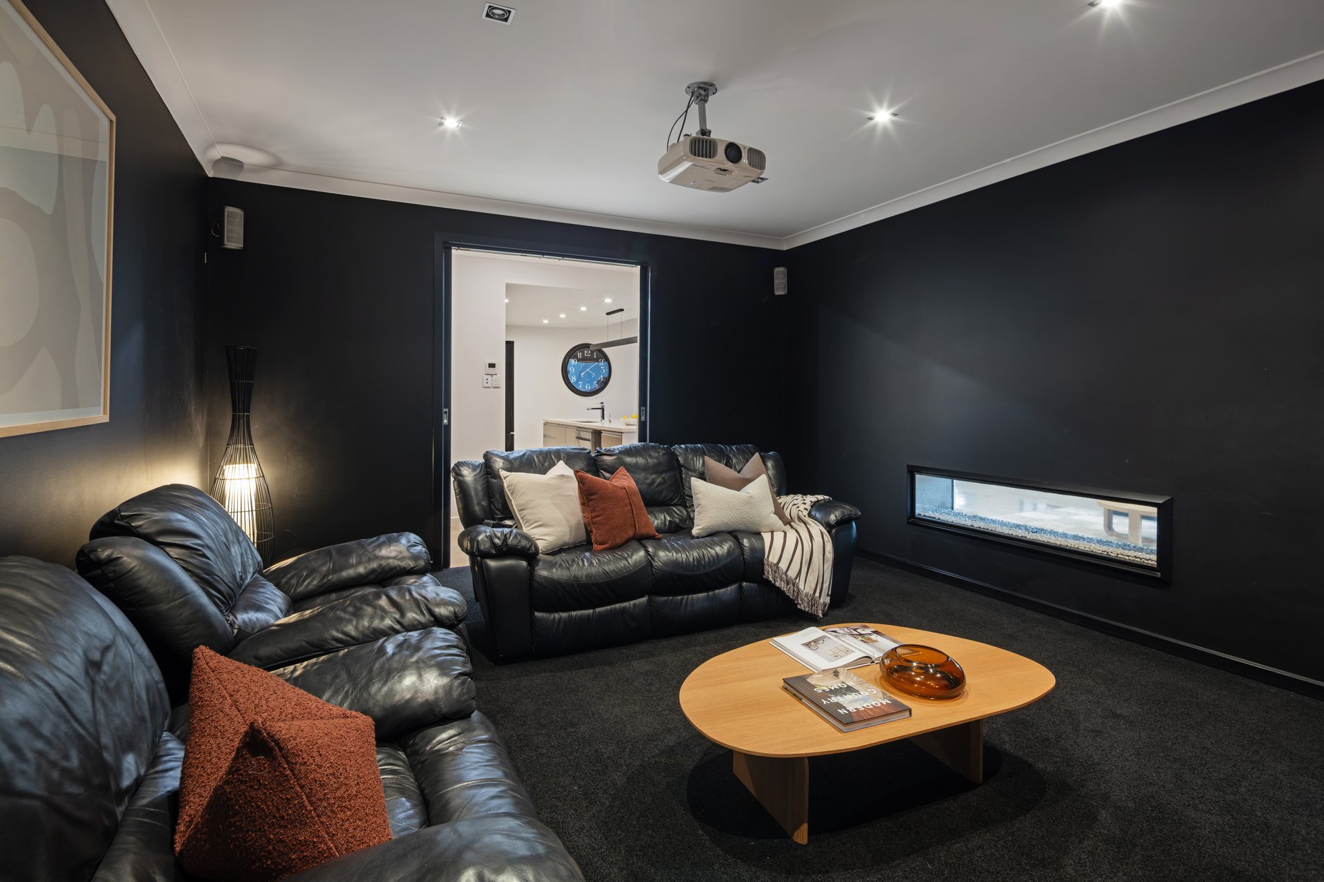 2 Warner Avenue, Findon