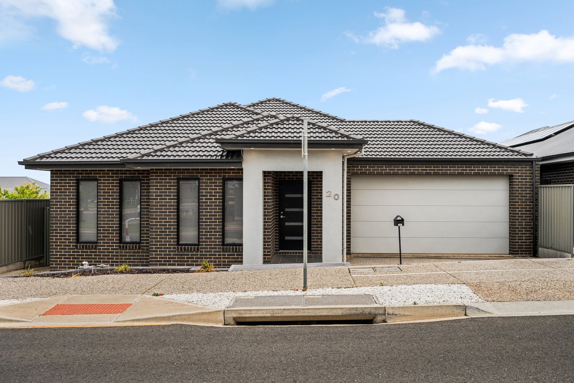 20 Forsyth Street, Seaford Heights