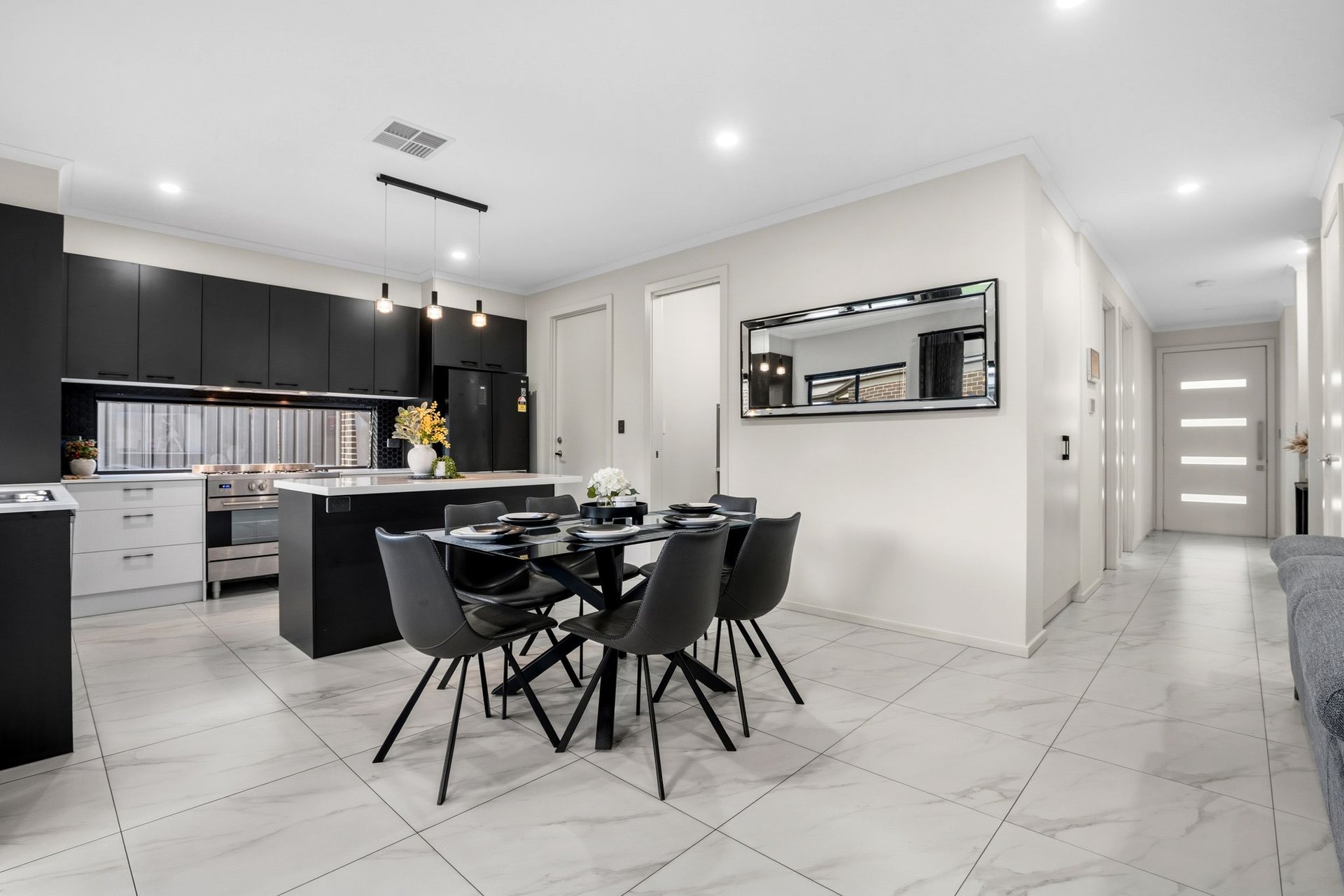 17 Stewart Avenue, Northfield