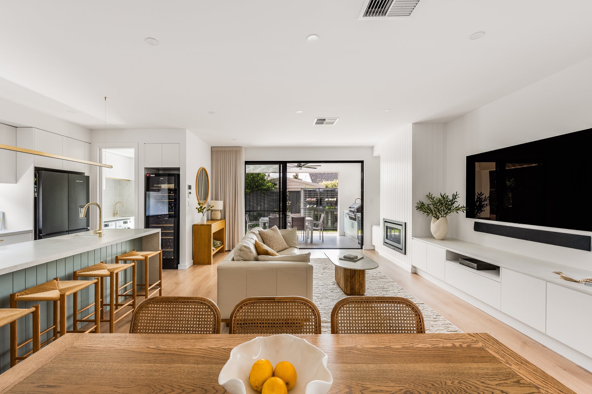 10A Roban Street, West Beach