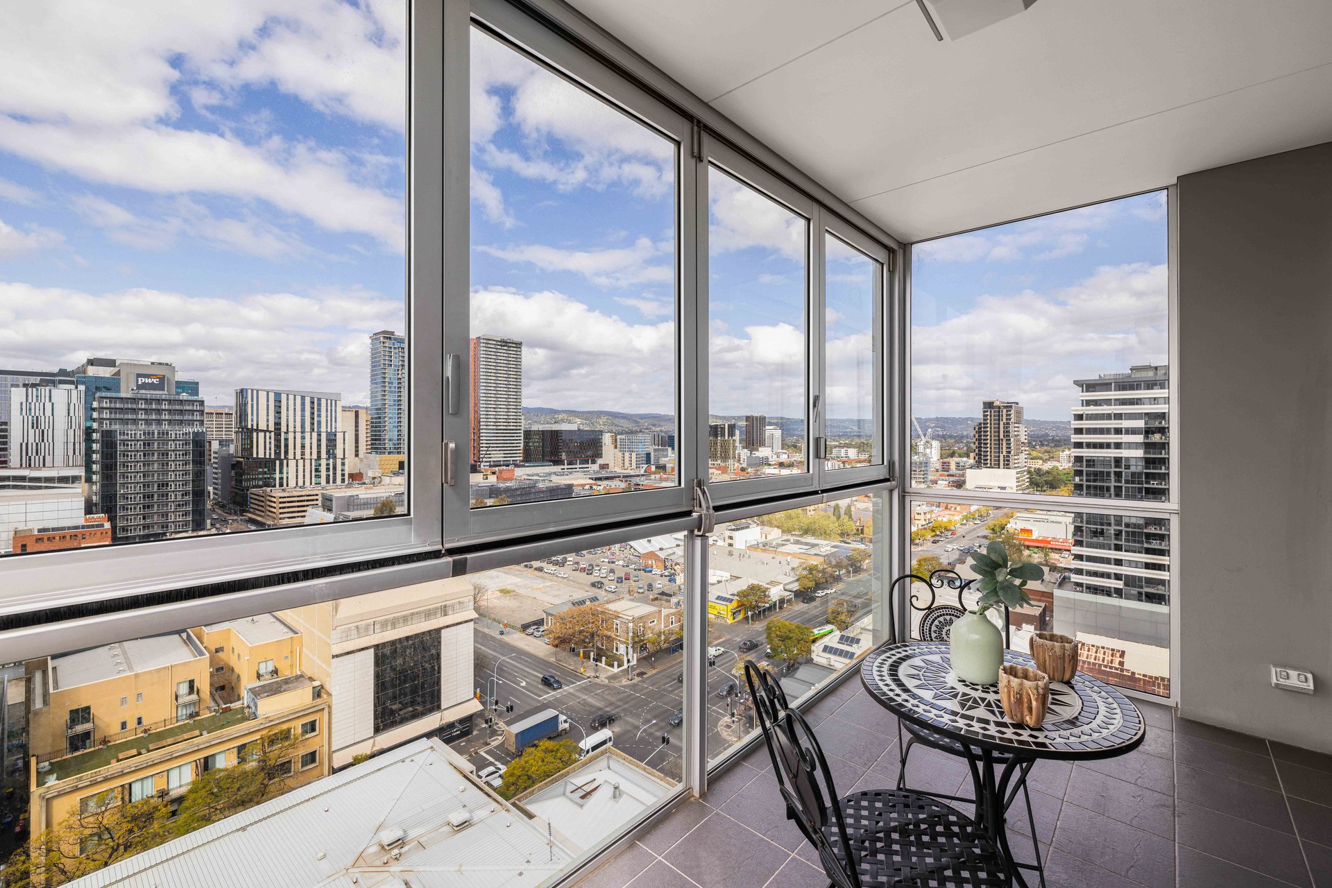 1602/10 Balfours Way, Adelaide