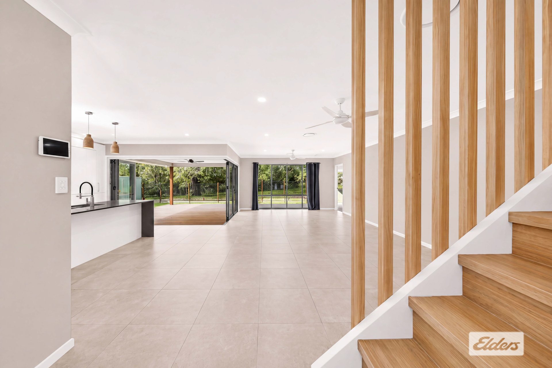 15 Glenhaven Close, Redland Bay, QLD, 4165