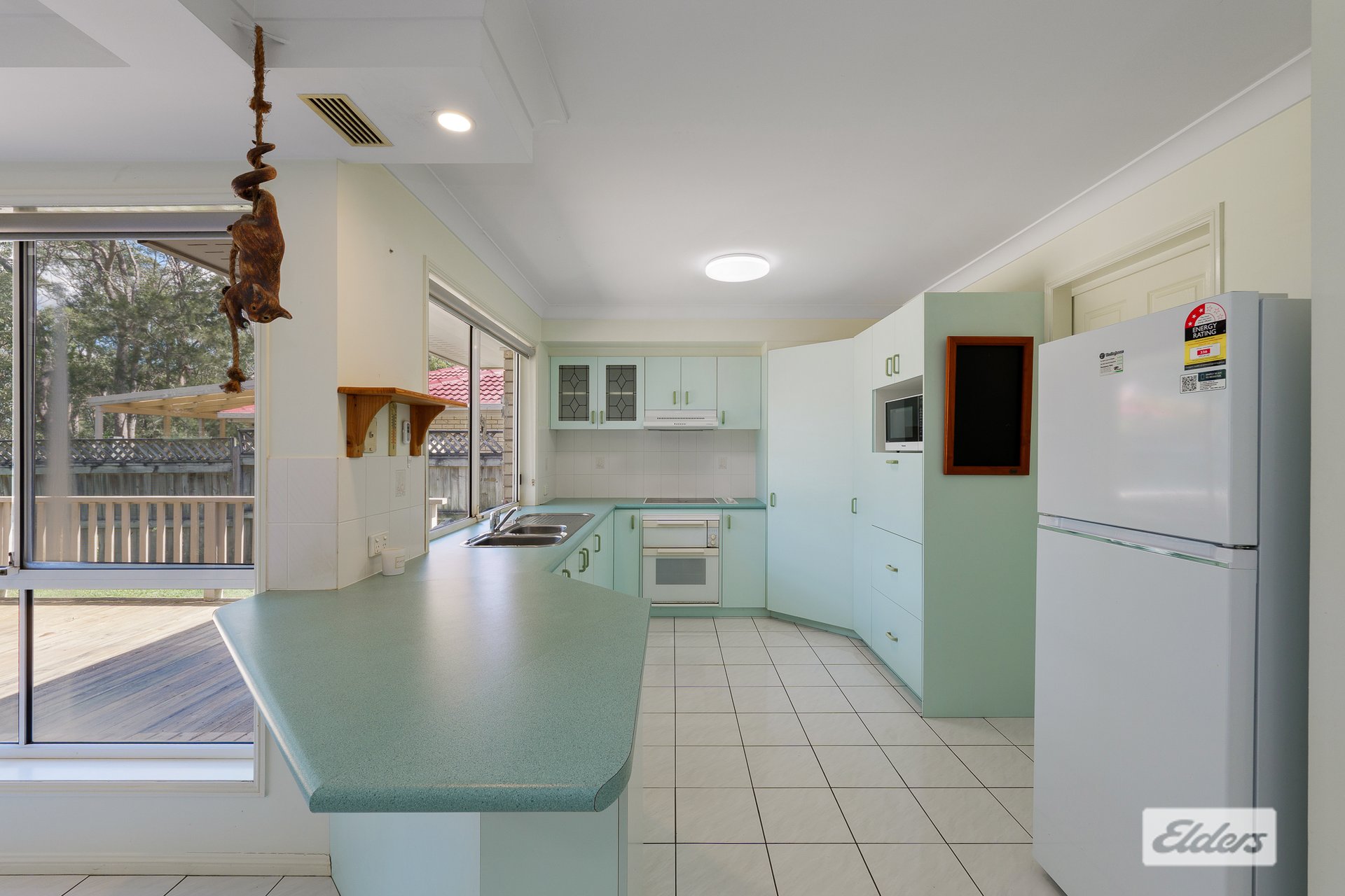 15 Lagrange Court — photo 2 of 10