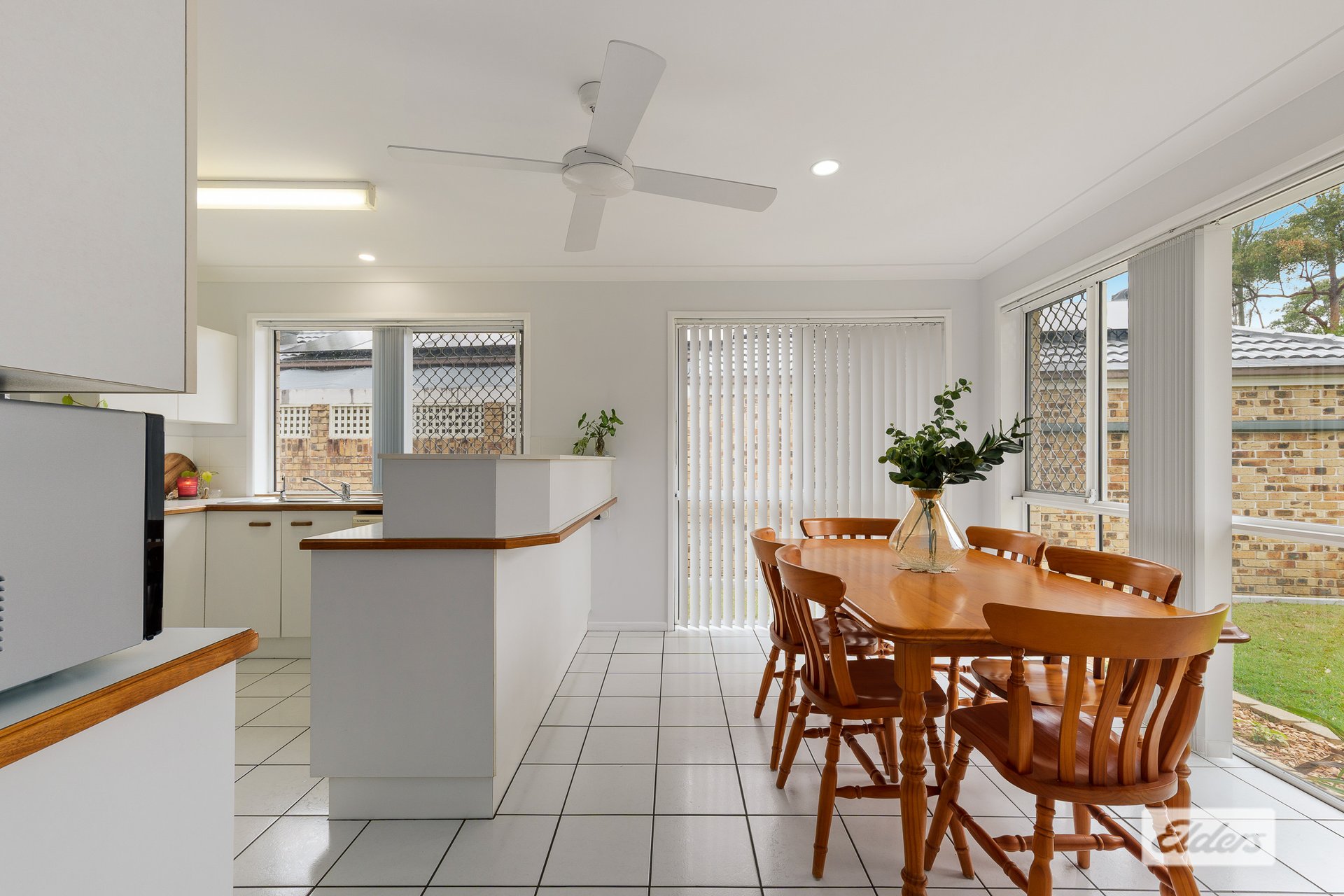 12 Lagrange Court — photo 3 of 10