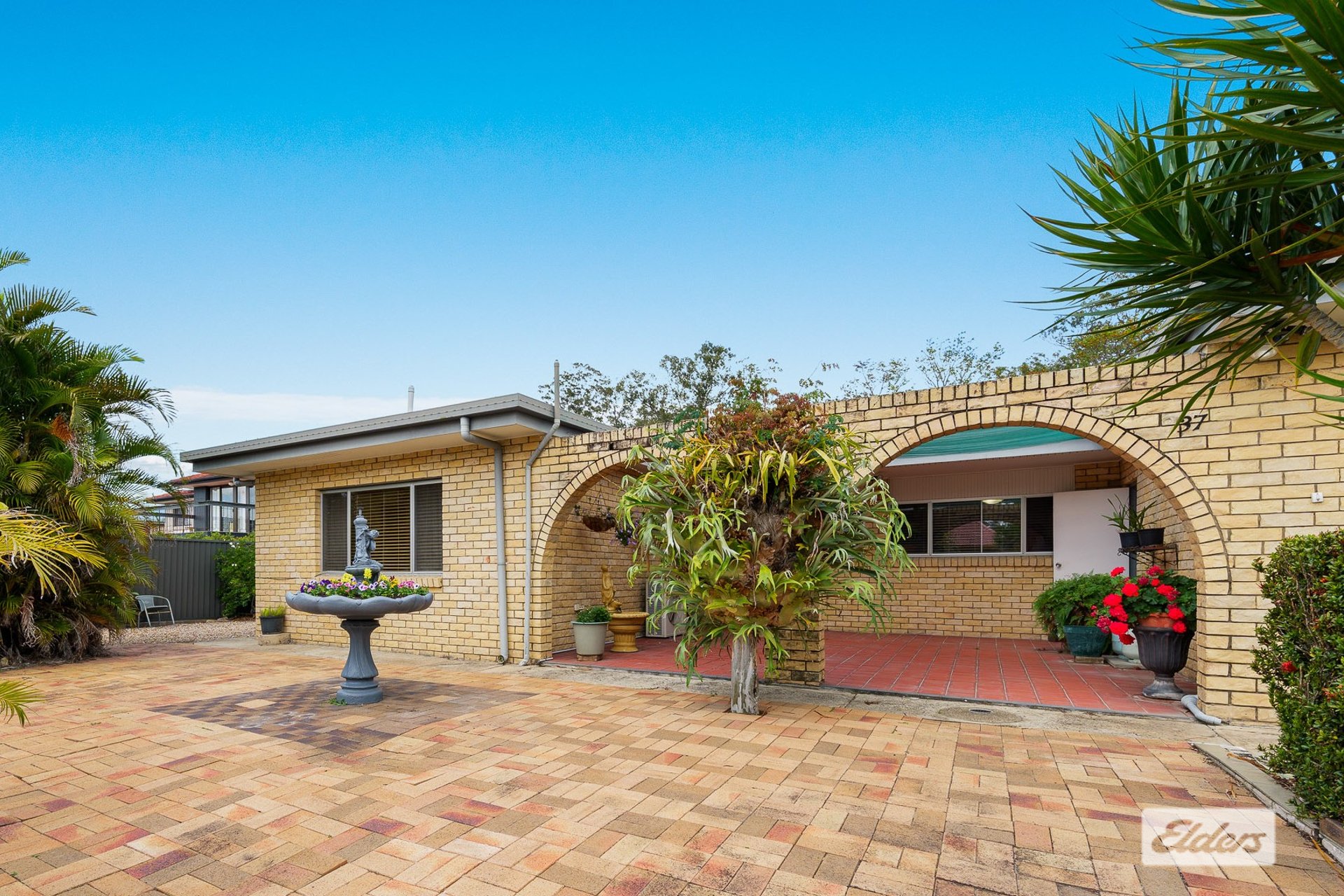 37 Constellation Drive, Loganholme, QLD, 4129