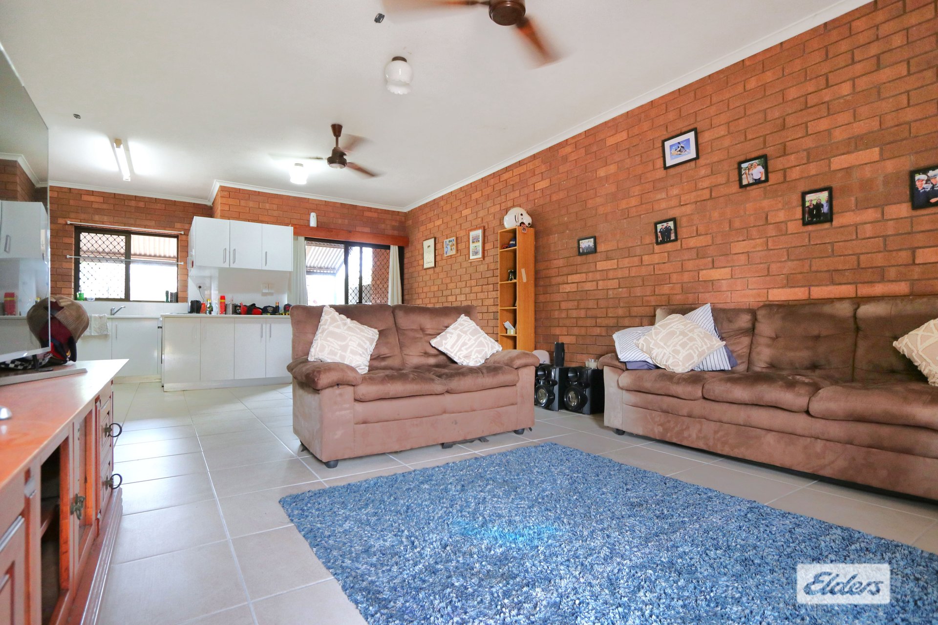 3/10-12 Acacia Drive — photo 7 of 10