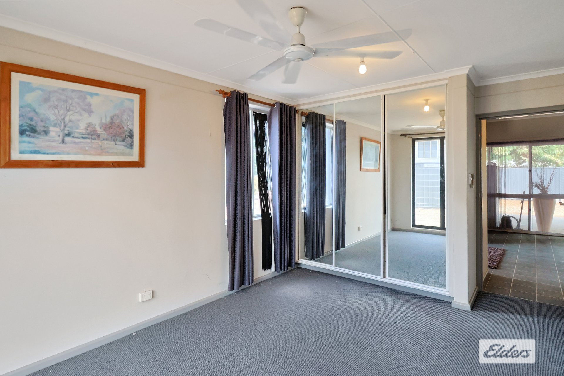 5 Mott Crescent — photo 4 of 10