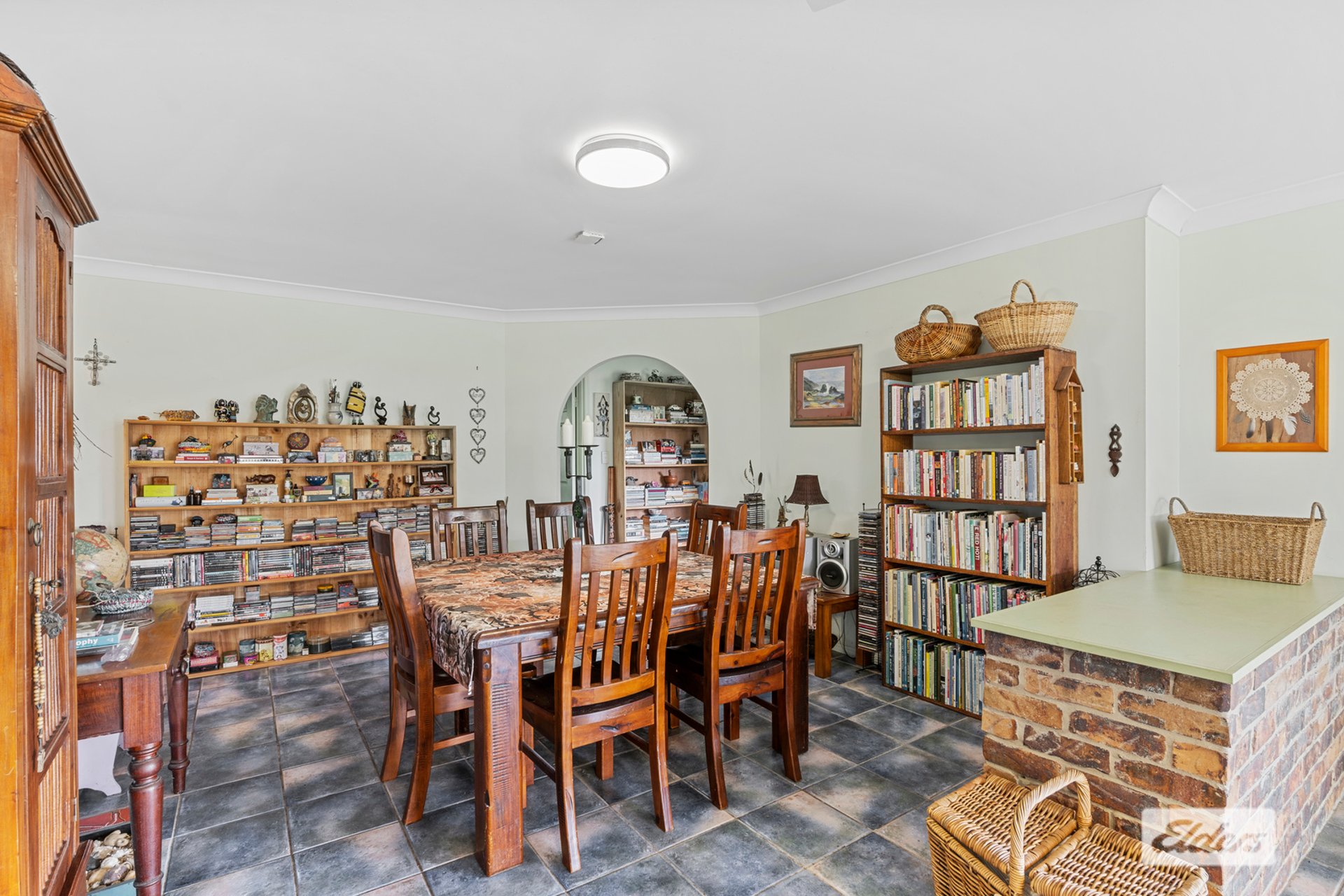 46 Jessie Crescent — photo 7 of 10