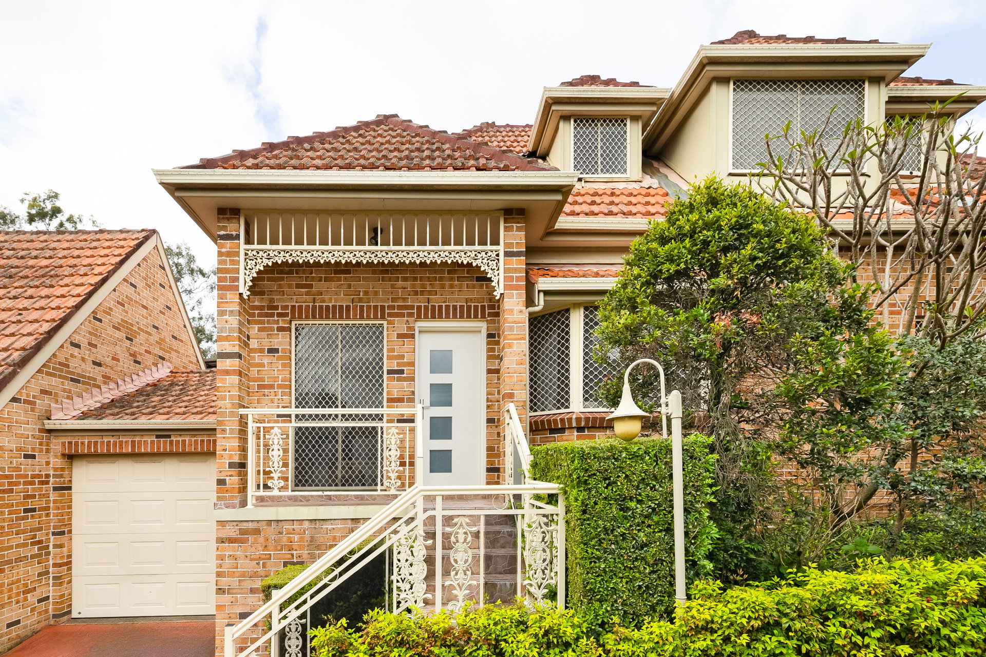 1/160-162 Slade Road, Bardwell Park Auction by Adrian William