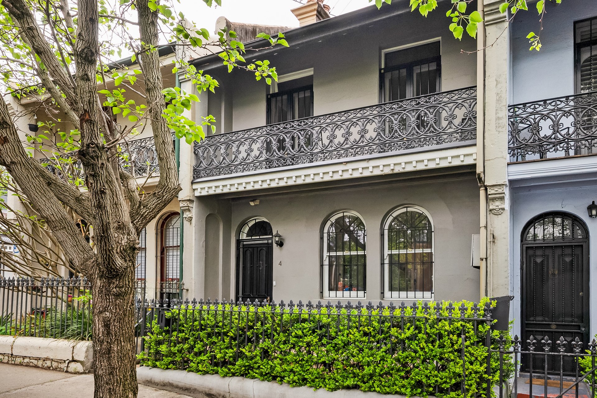 4 Holt Street, Newtown Auction by Adrian William