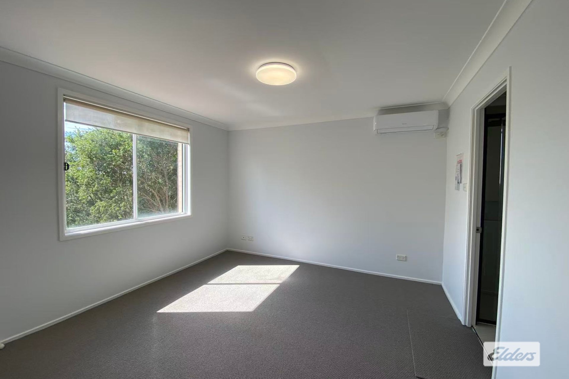 39 Georgia Drive — photo 4 of 10