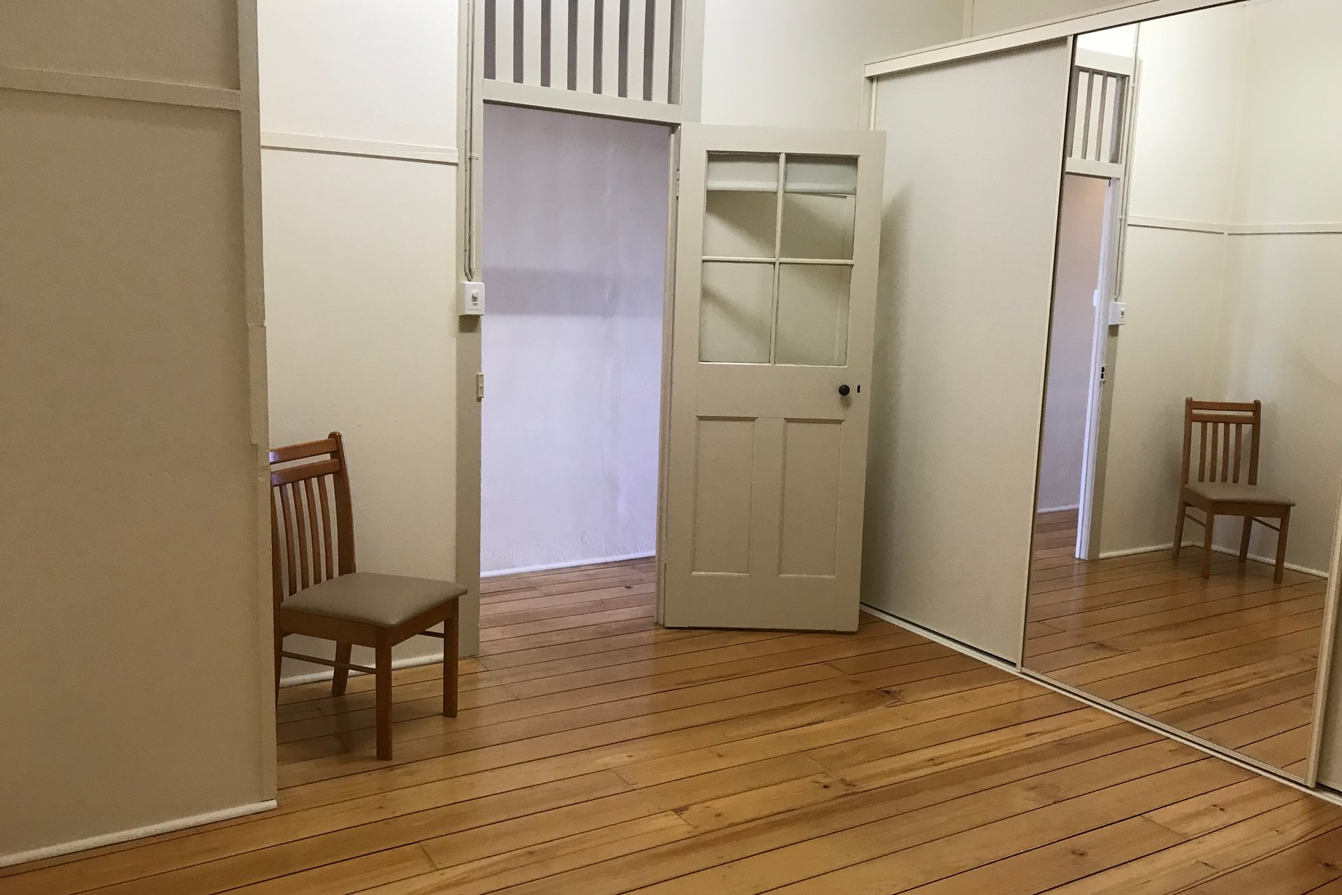 98 Cunningham Street — photo 3 of 6