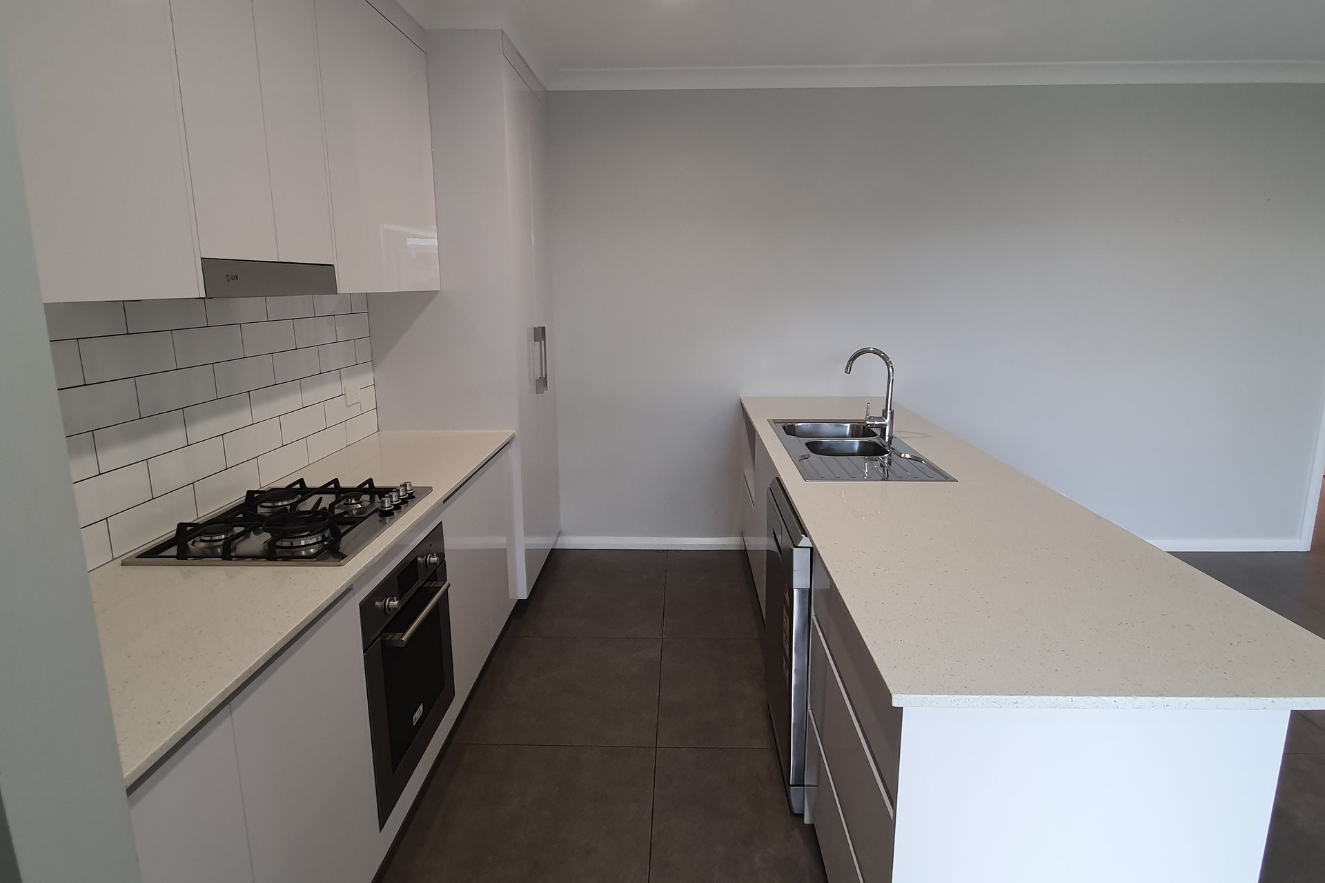 1 Amber Court — photo 3 of 10