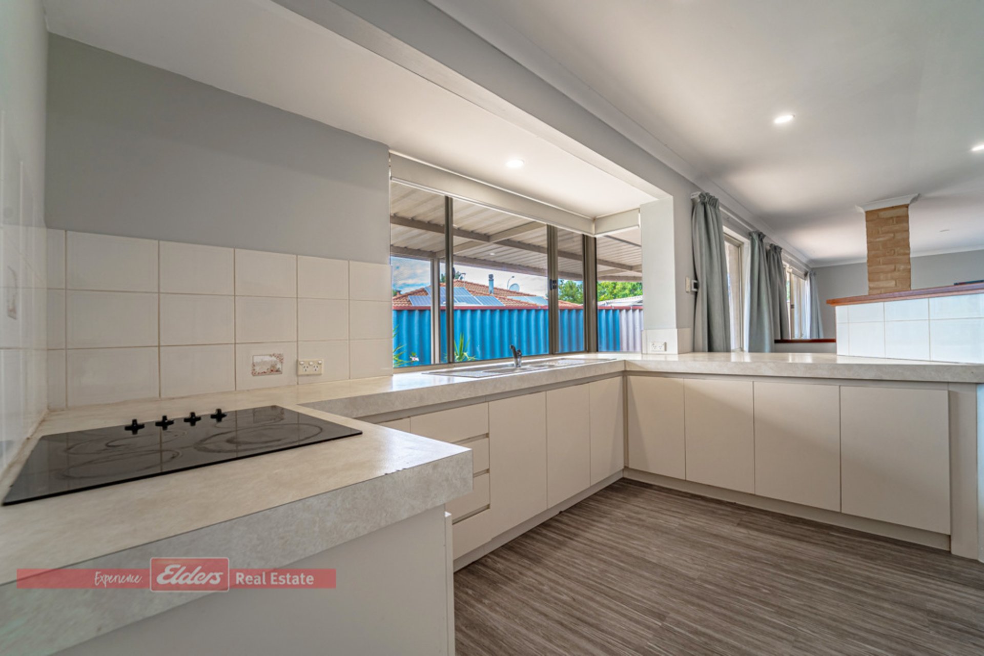 24 Manila Place — photo 10 of 10